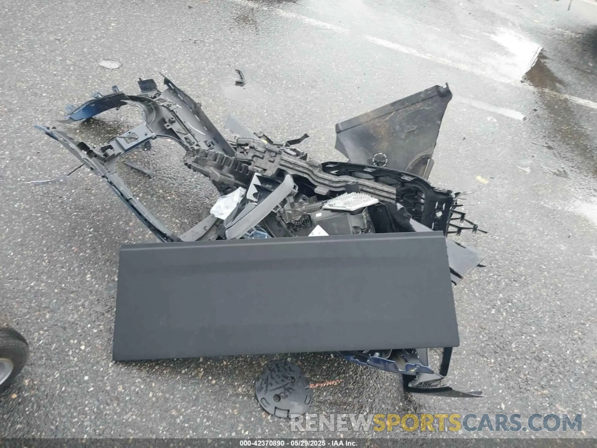 12 Photograph of a damaged car 5UX43DT04P9P31854 BMW X4 2023