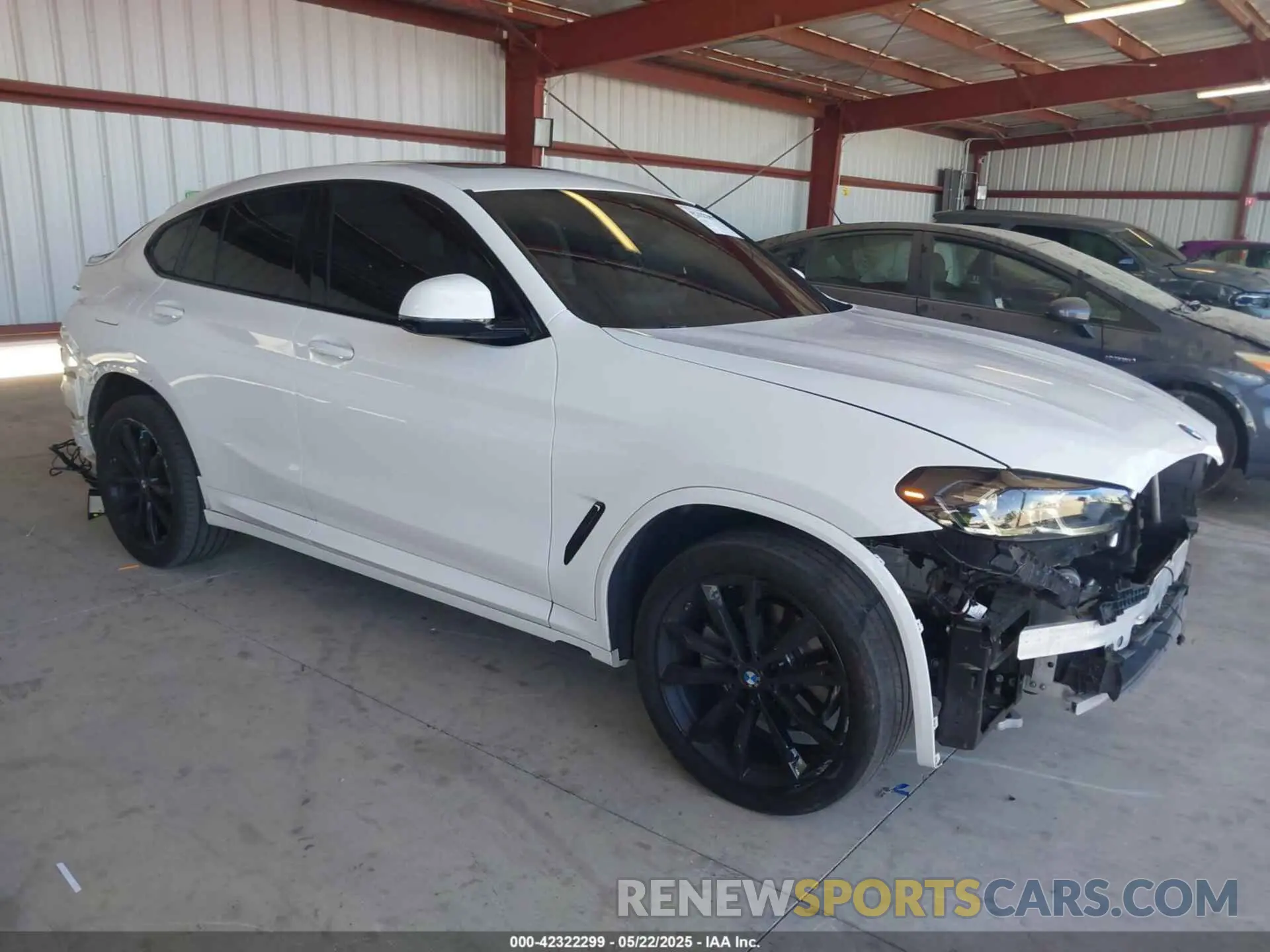 1 Photograph of a damaged car 5UX33DT00R9U63349 BMW X4 2024