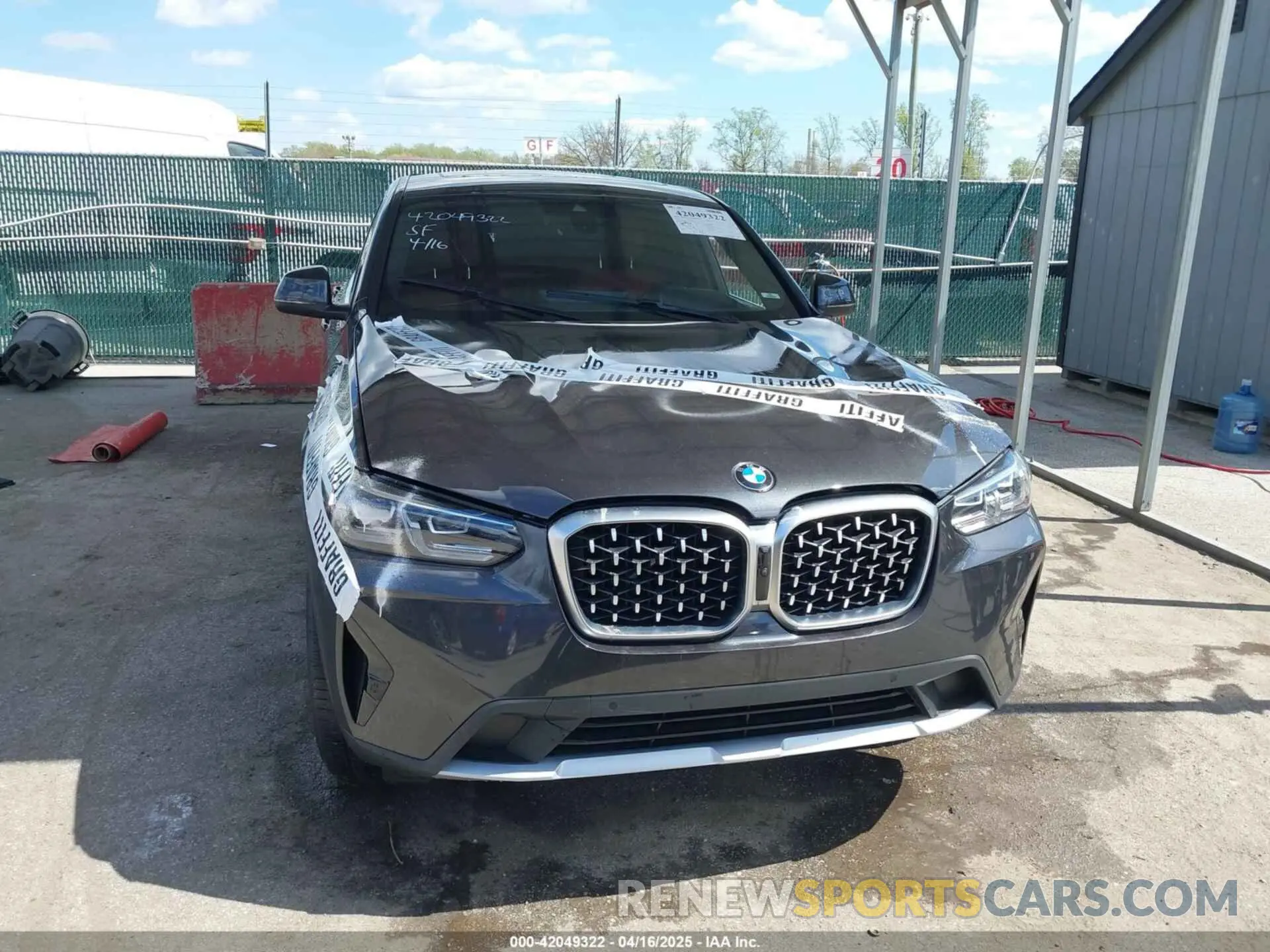 13 Photograph of a damaged car 5UX33DT01R9W86807 BMW X4 2024