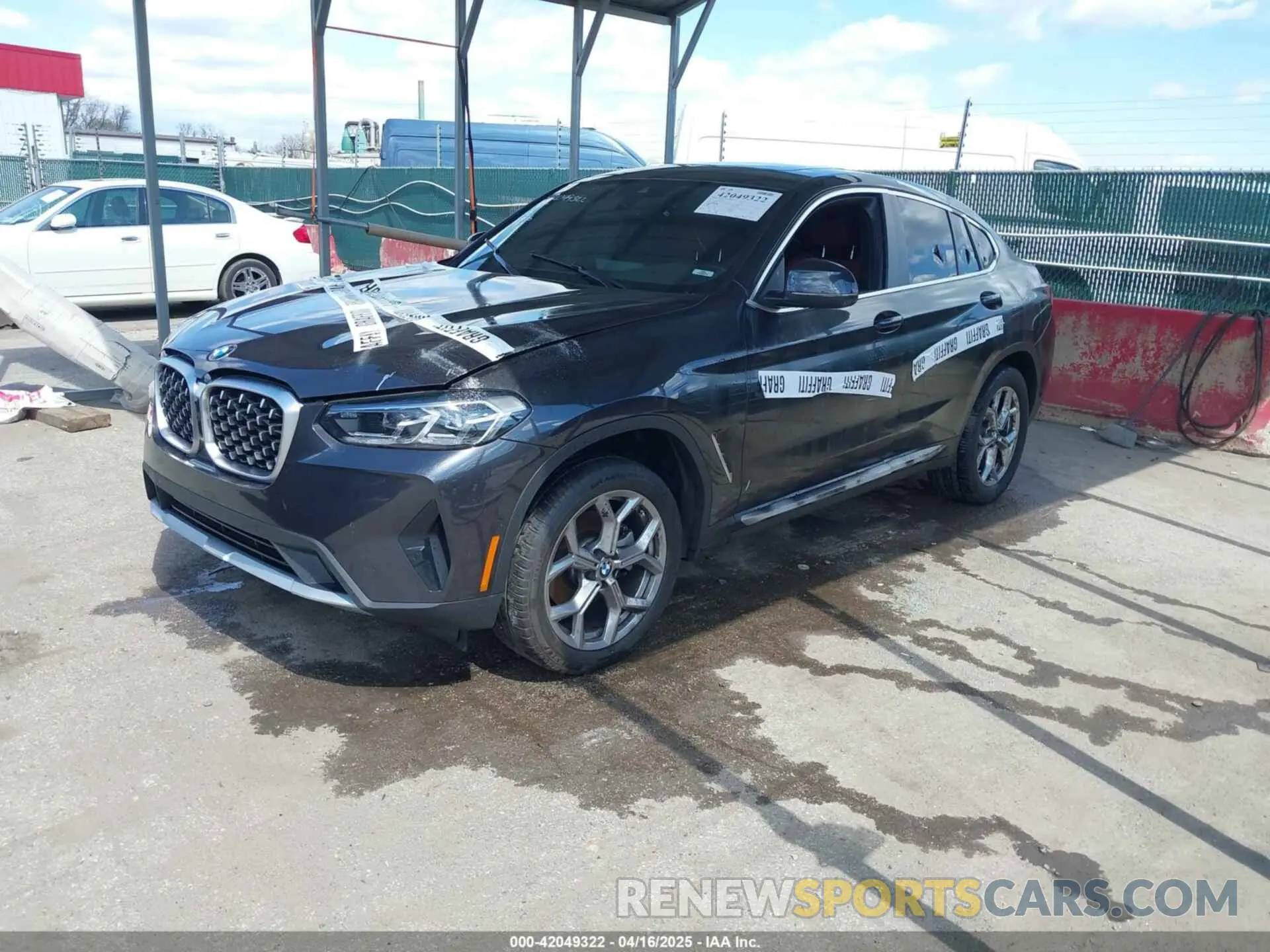 2 Photograph of a damaged car 5UX33DT01R9W86807 BMW X4 2024