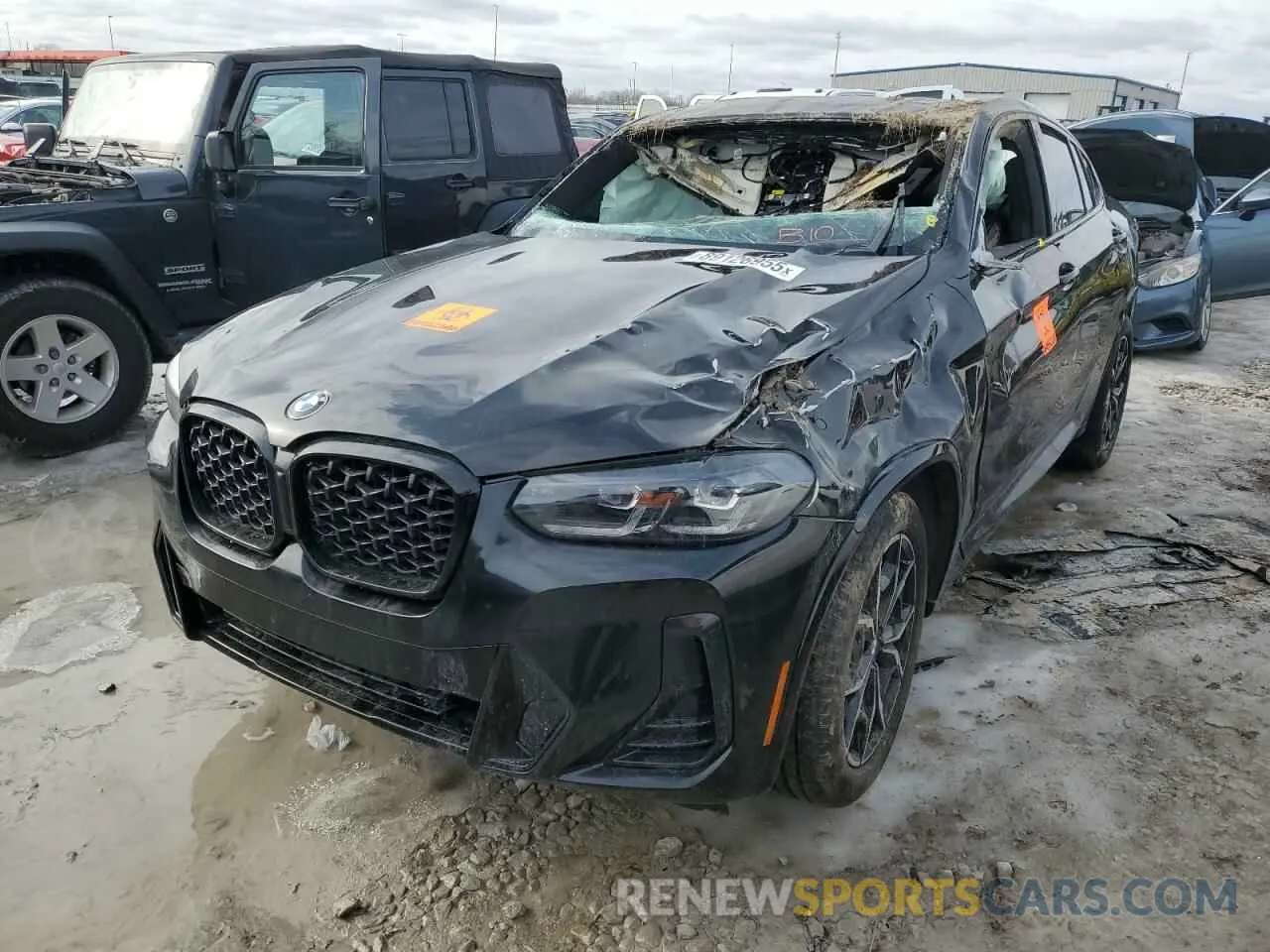 1 Photograph of a damaged car 5UX33DT02R9U91458 BMW X4 2024