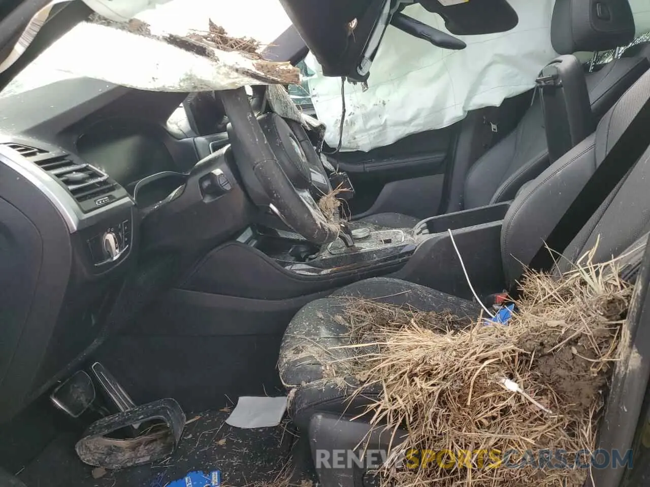 7 Photograph of a damaged car 5UX33DT02R9U91458 BMW X4 2024
