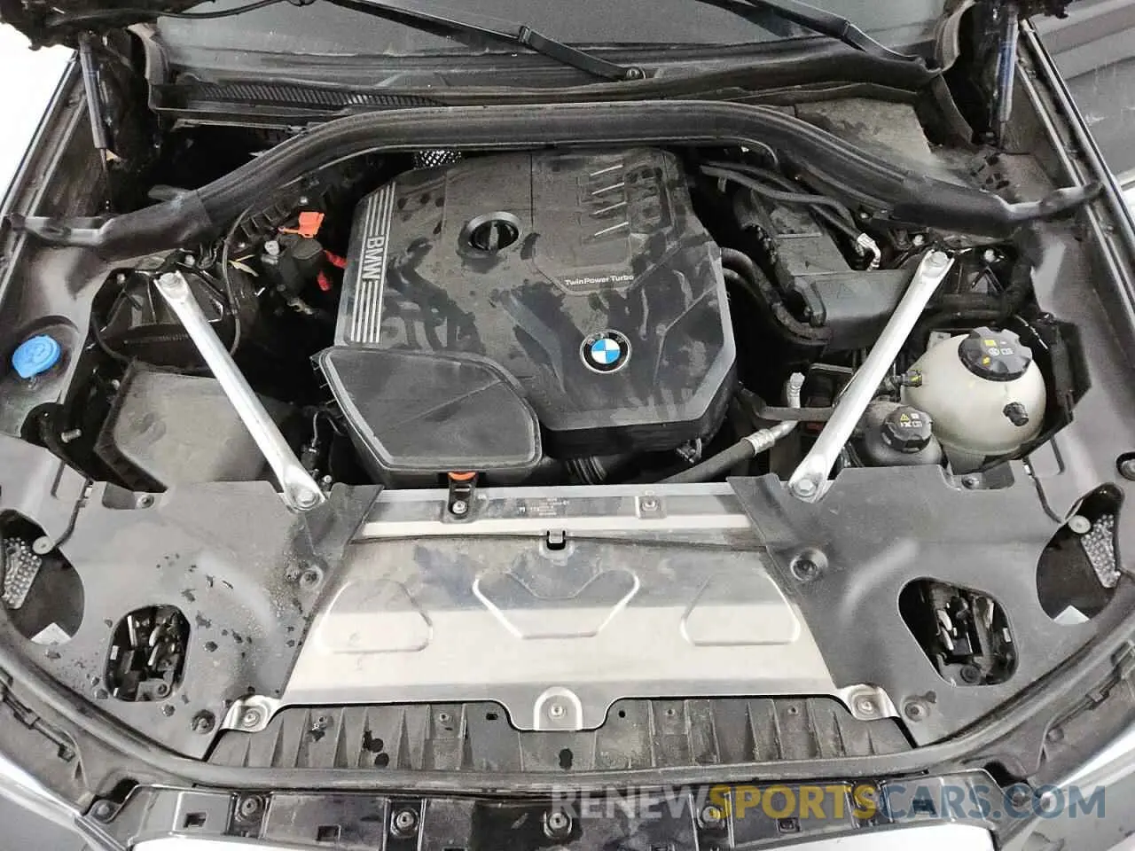 12 Photograph of a damaged car 5UX33DT02R9W62239 BMW X4 2024