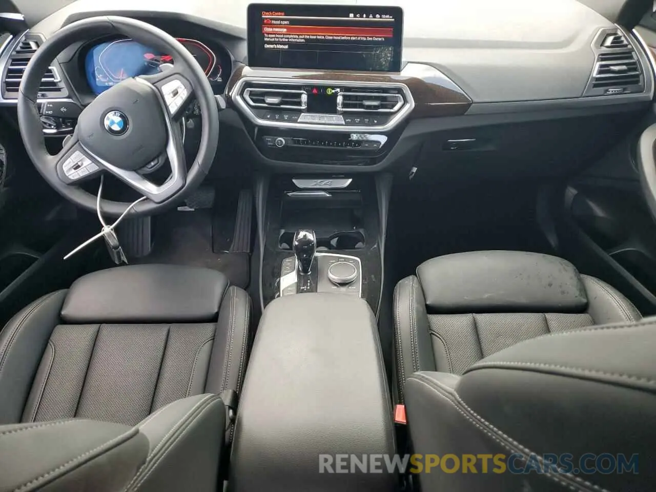 8 Photograph of a damaged car 5UX33DT02R9W81728 BMW X4 2024
