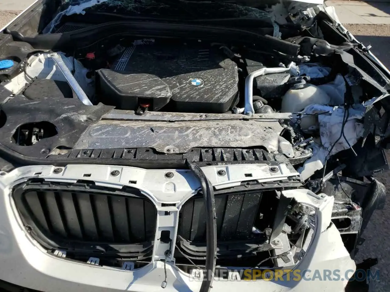 11 Photograph of a damaged car 5UX33DT04R9W98594 BMW X4 2024
