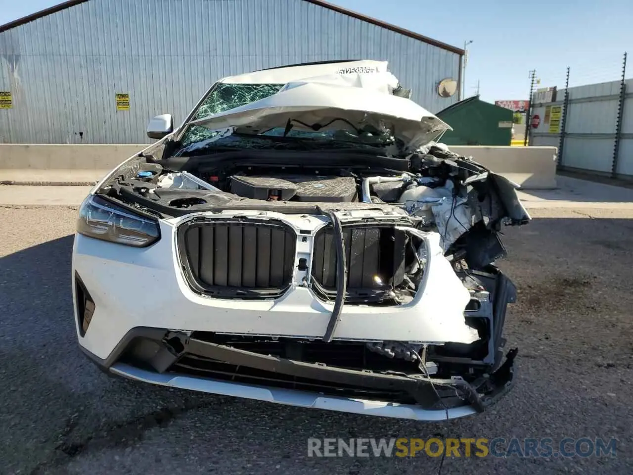 5 Photograph of a damaged car 5UX33DT04R9W98594 BMW X4 2024