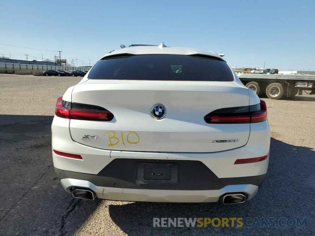 6 Photograph of a damaged car 5UX33DT04R9W98594 BMW X4 2024