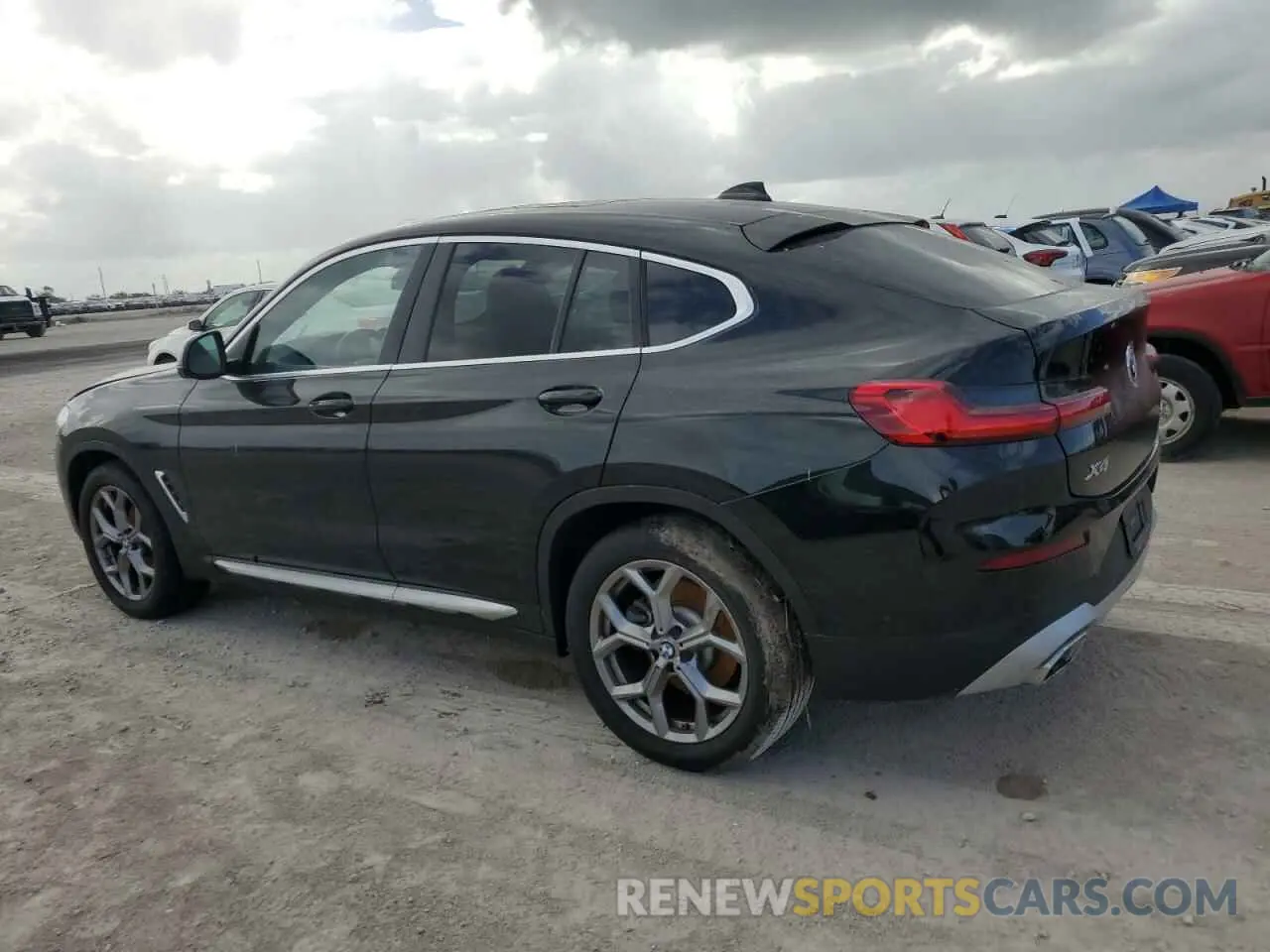 2 Photograph of a damaged car 5UX33DT04R9X18651 BMW X4 2024