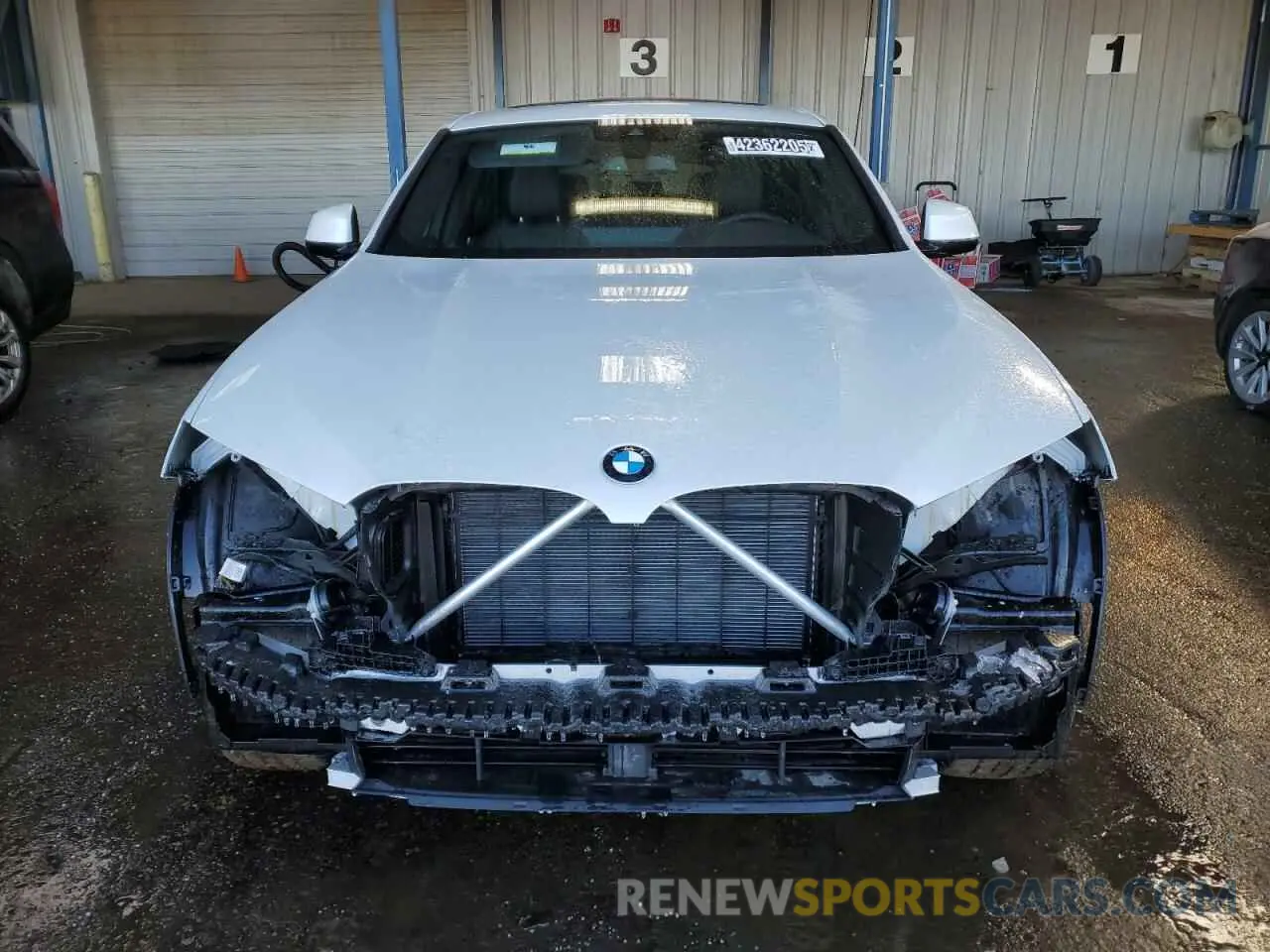 5 Photograph of a damaged car 5UX33DT04R9X35403 BMW X4 2024