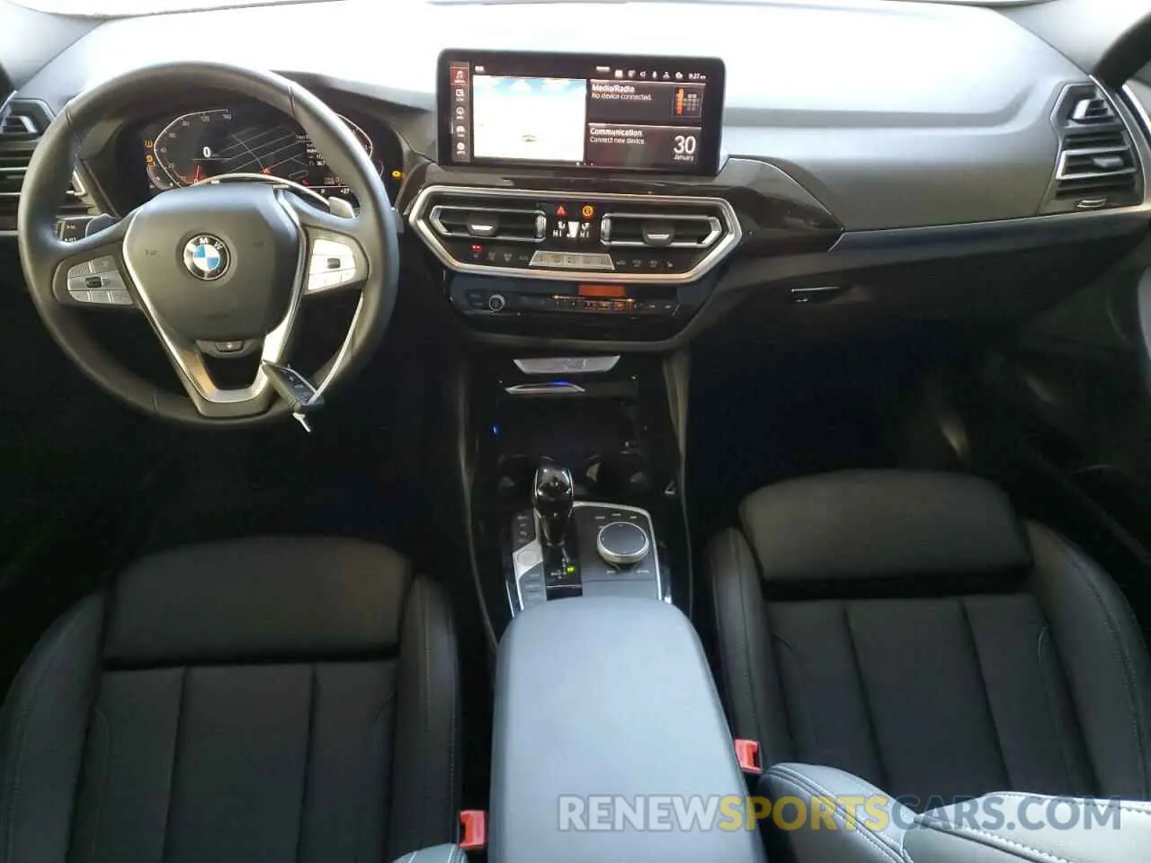 8 Photograph of a damaged car 5UX33DT04R9X35403 BMW X4 2024