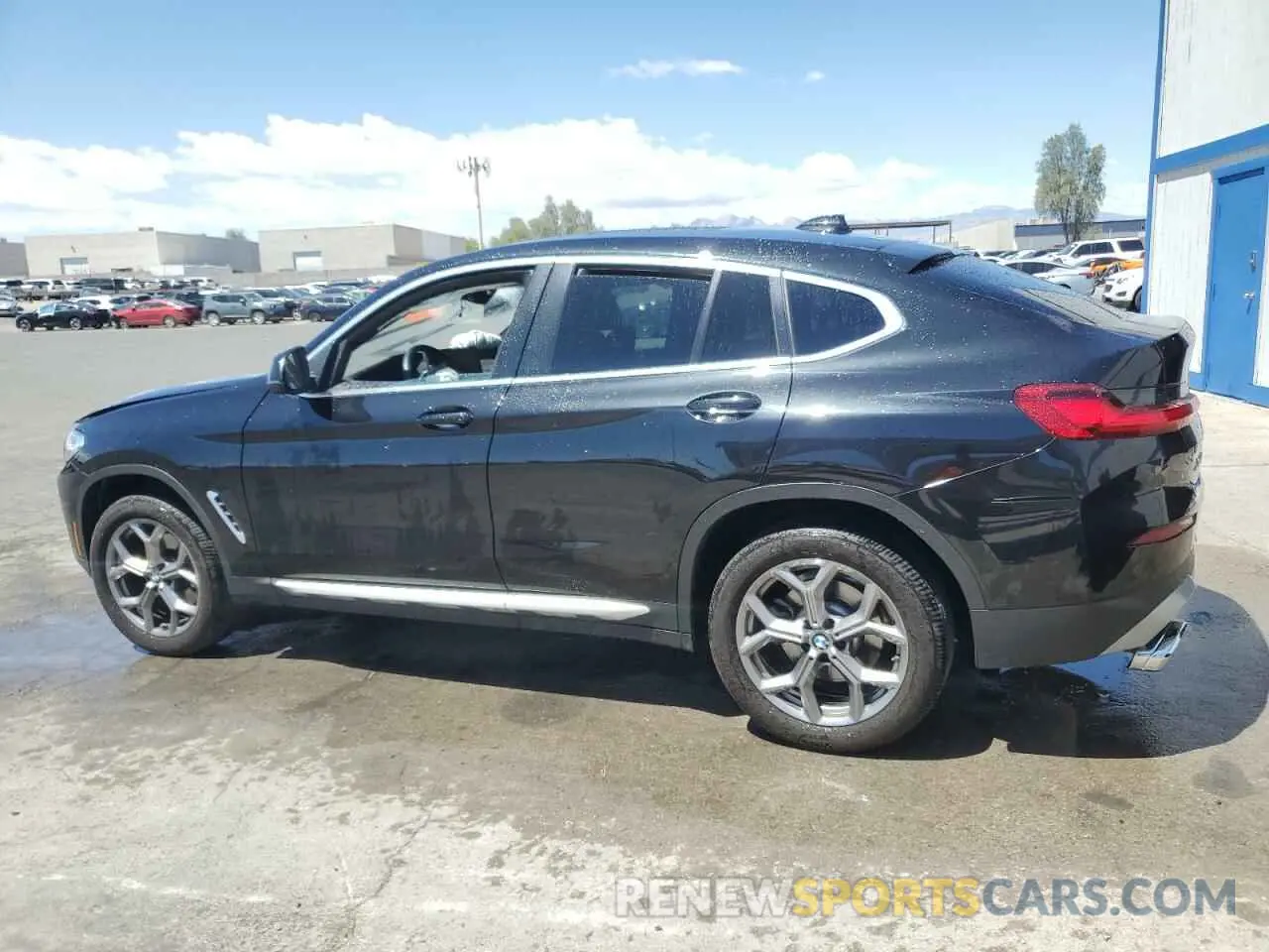 2 Photograph of a damaged car 5UX33DT05R9V80084 BMW X4 2024