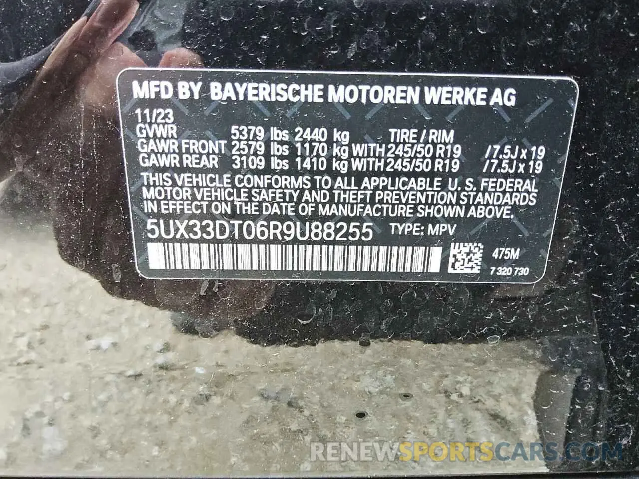 12 Photograph of a damaged car 5UX33DT06R9U88255 BMW X4 2024