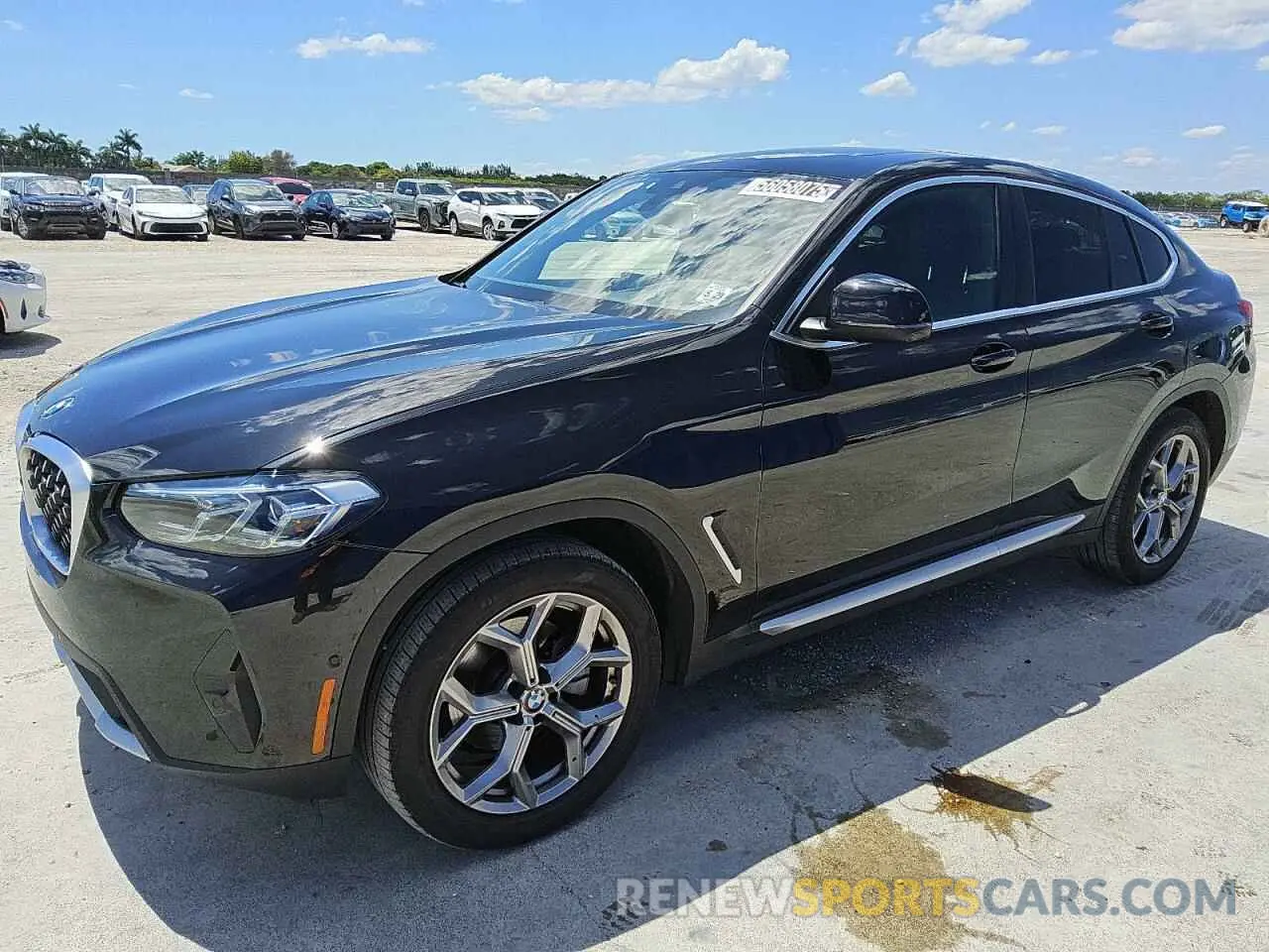 1 Photograph of a damaged car 5UX33DT06R9W70893 BMW X4 2024