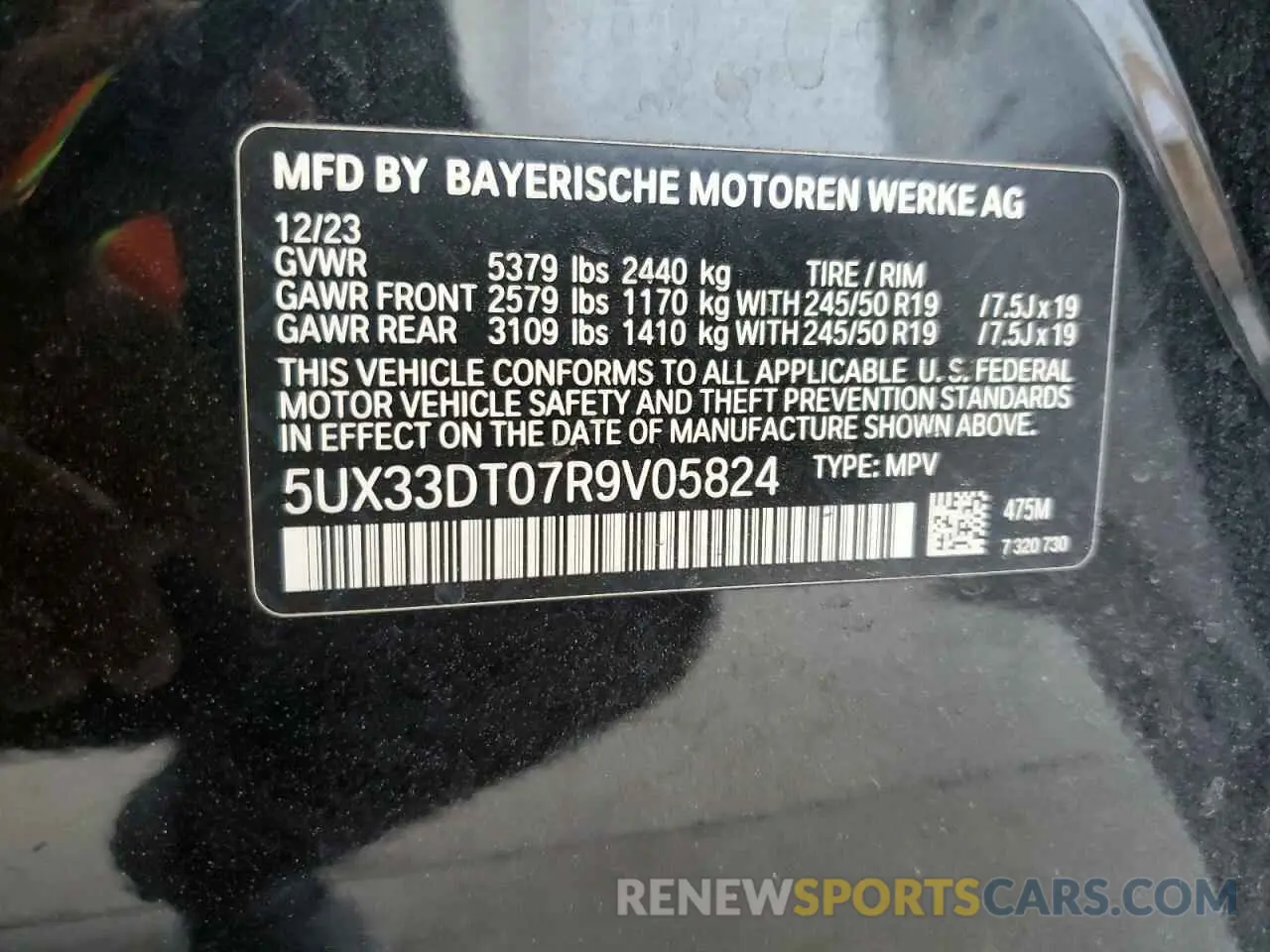 13 Photograph of a damaged car 5UX33DT07R9V05824 BMW X4 2024