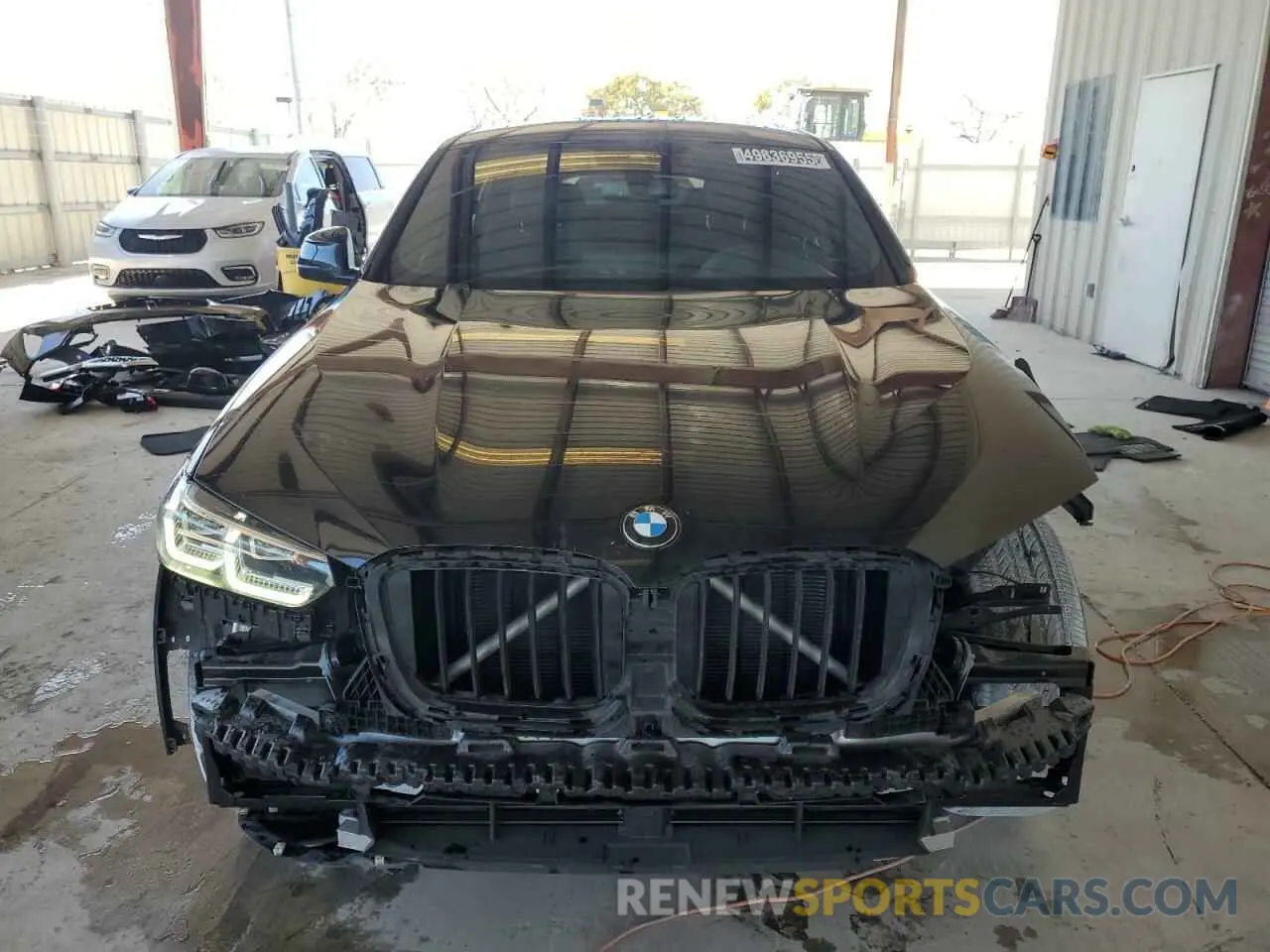 5 Photograph of a damaged car 5UX33DT07R9V05824 BMW X4 2024