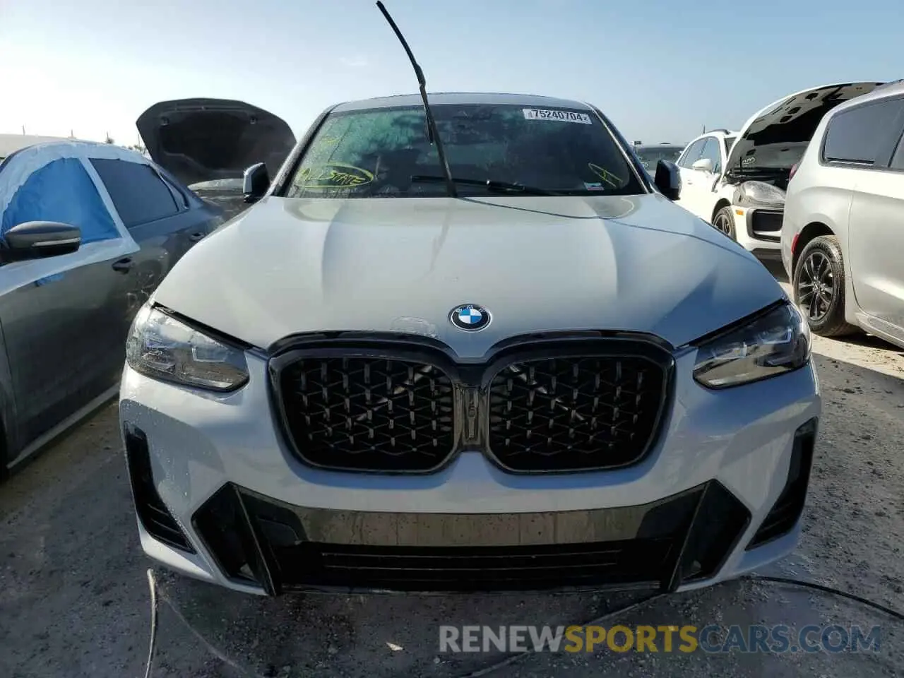 5 Photograph of a damaged car 5UX33DT07R9W86844 BMW X4 2024