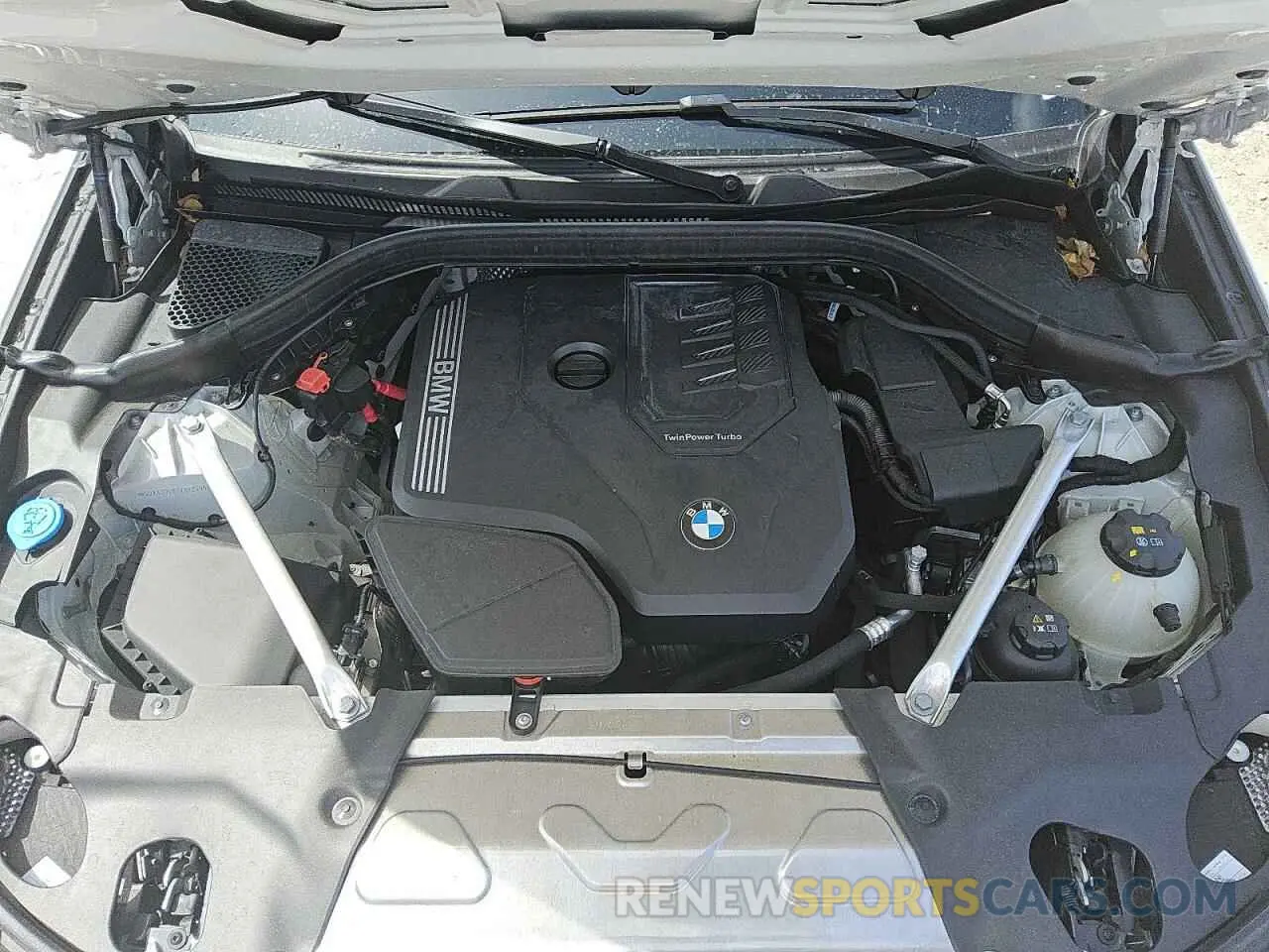 11 Photograph of a damaged car 5UX33DT07R9X23990 BMW X4 2024