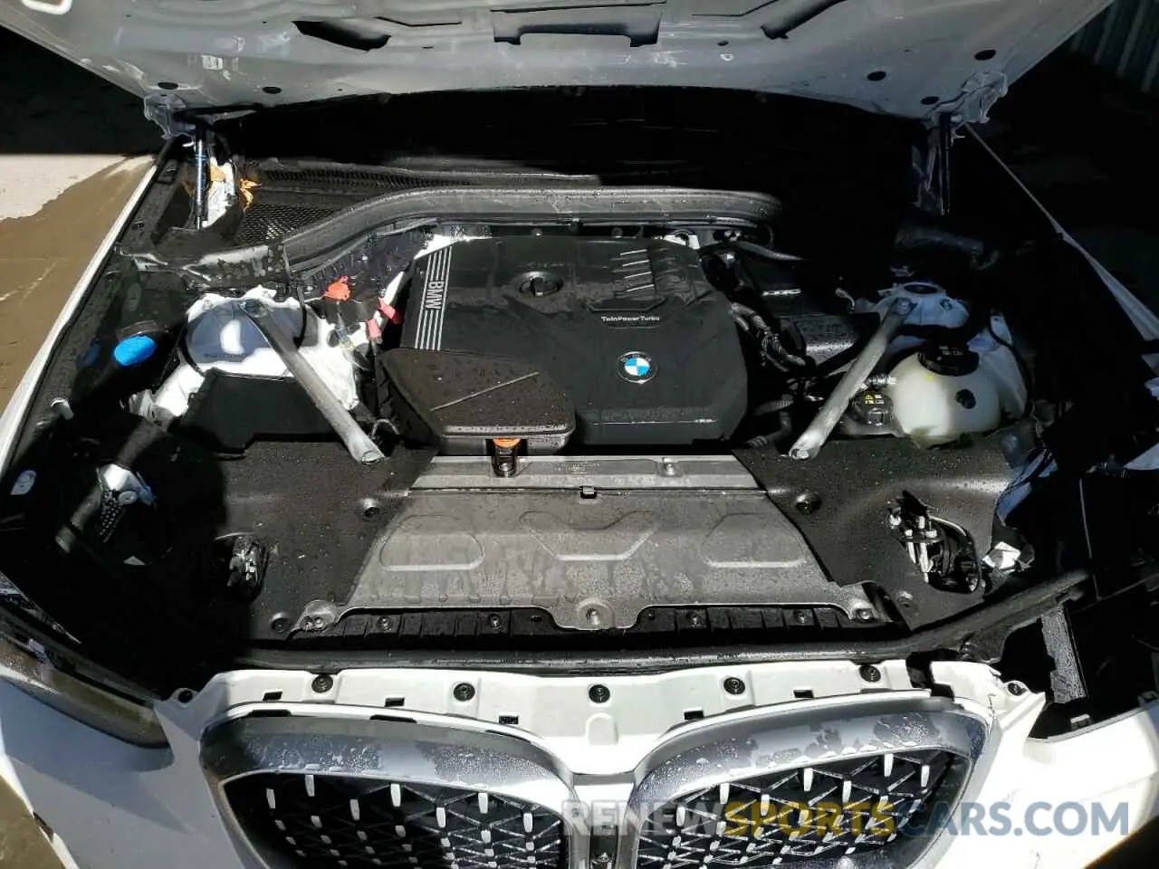12 Photograph of a damaged car 5UX33DT07R9X38845 BMW X4 2024
