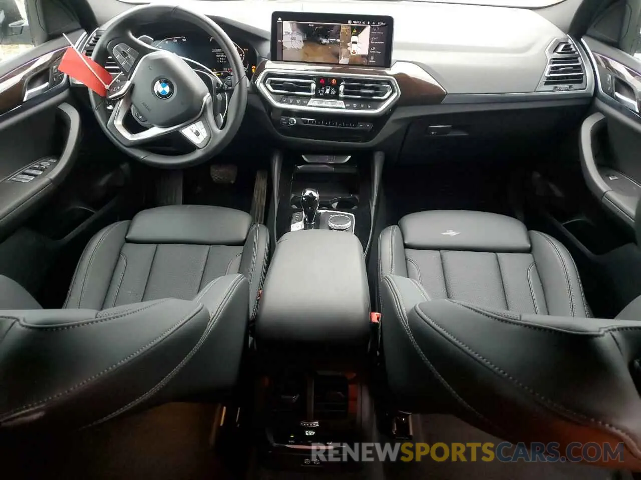 8 Photograph of a damaged car 5UX33DT08R9W80857 BMW X4 2024
