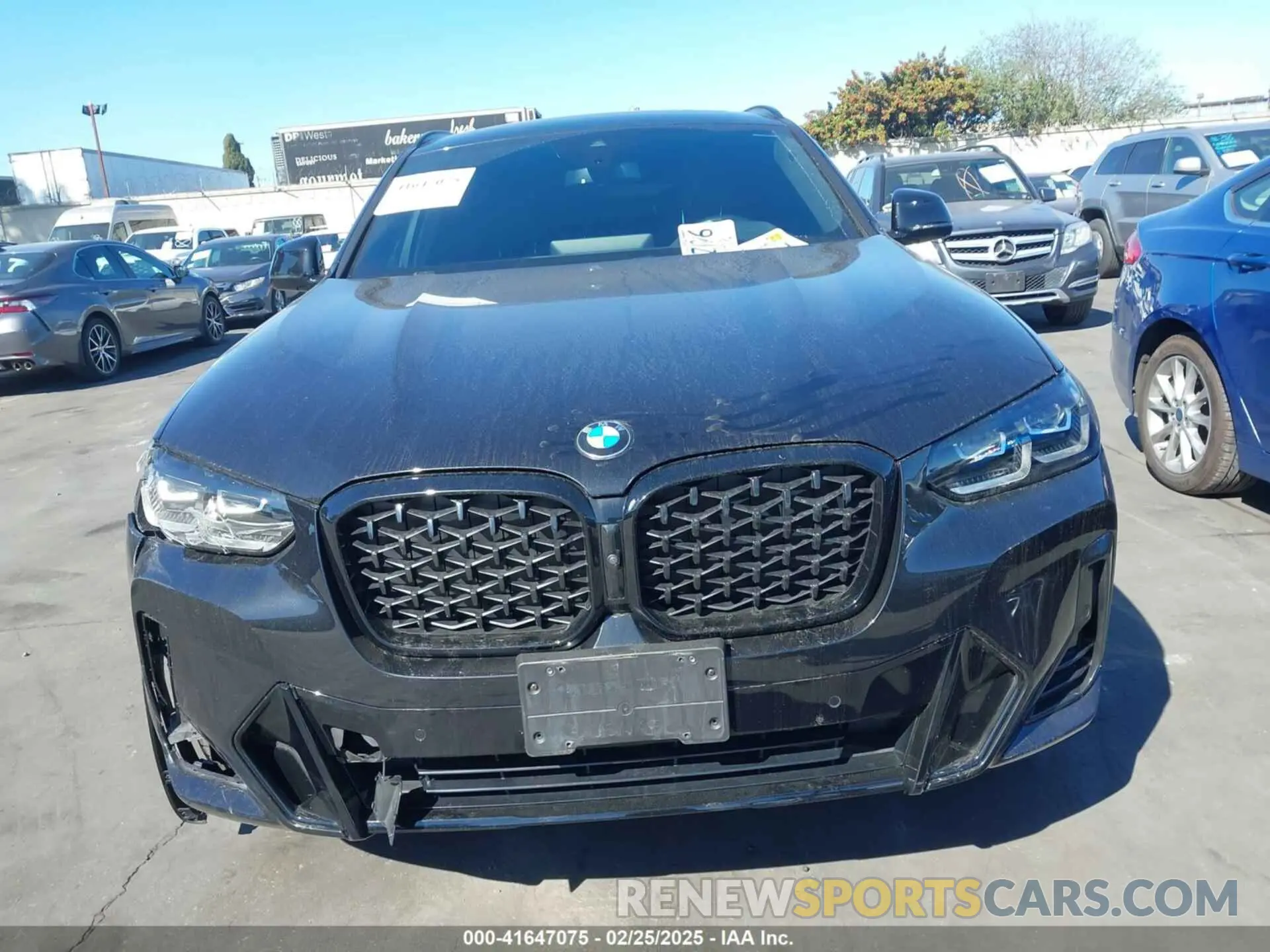 12 Photograph of a damaged car 5UX33DT09R9U14988 BMW X4 2024
