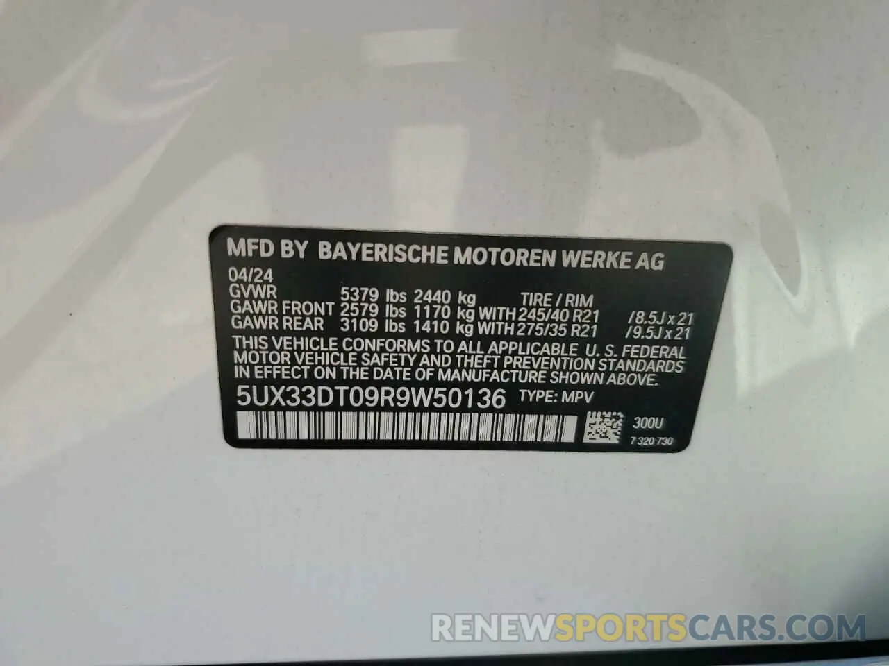 16 Photograph of a damaged car 5UX33DT09R9W50136 BMW X4 2024