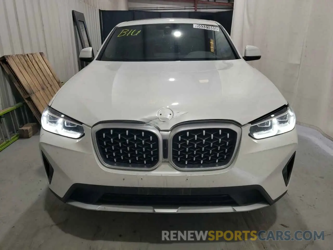 5 Photograph of a damaged car 5UX33DT09R9X14997 BMW X4 2024