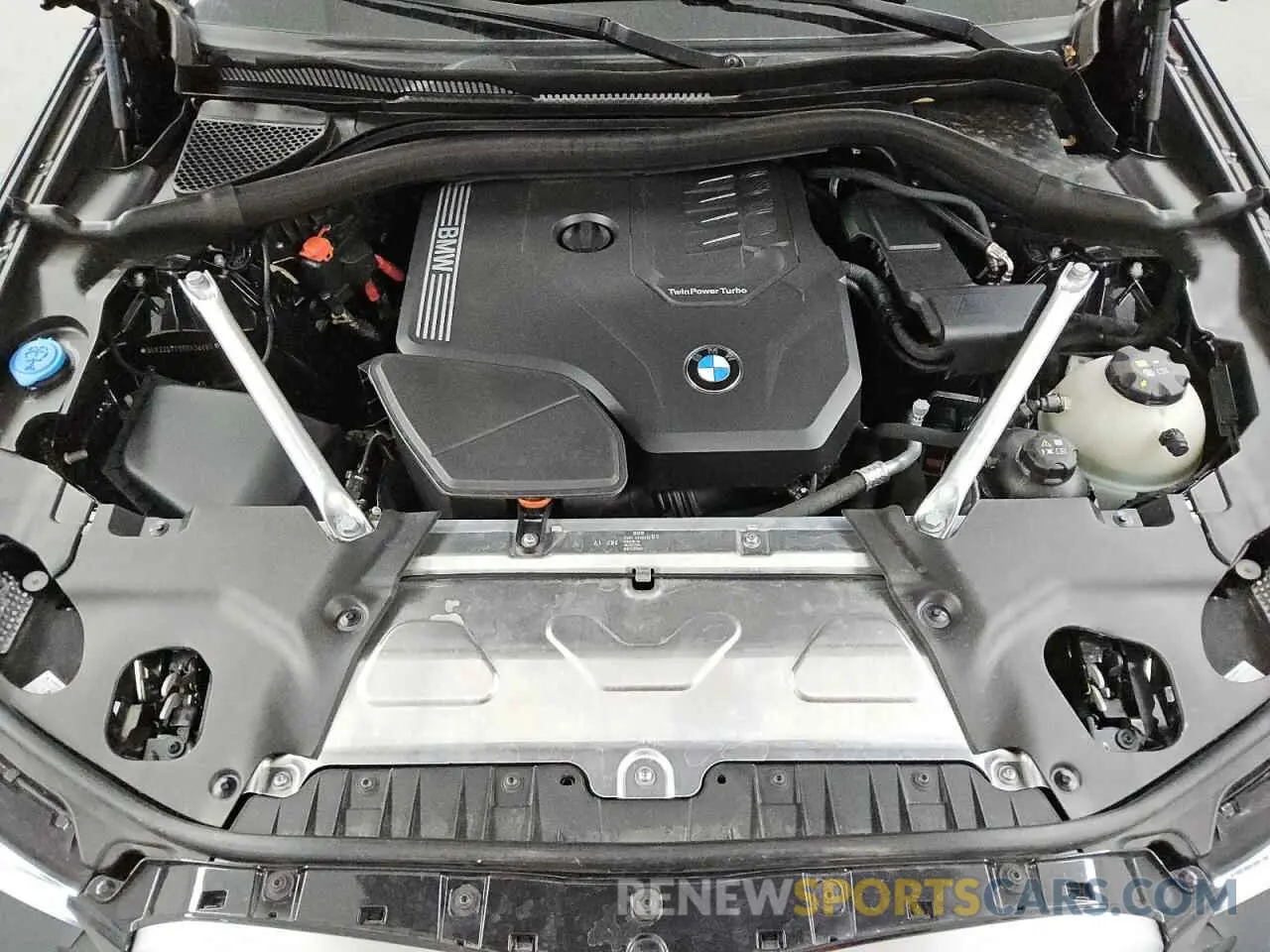 12 Photograph of a damaged car 5UX33DT09R9X36885 BMW X4 2024