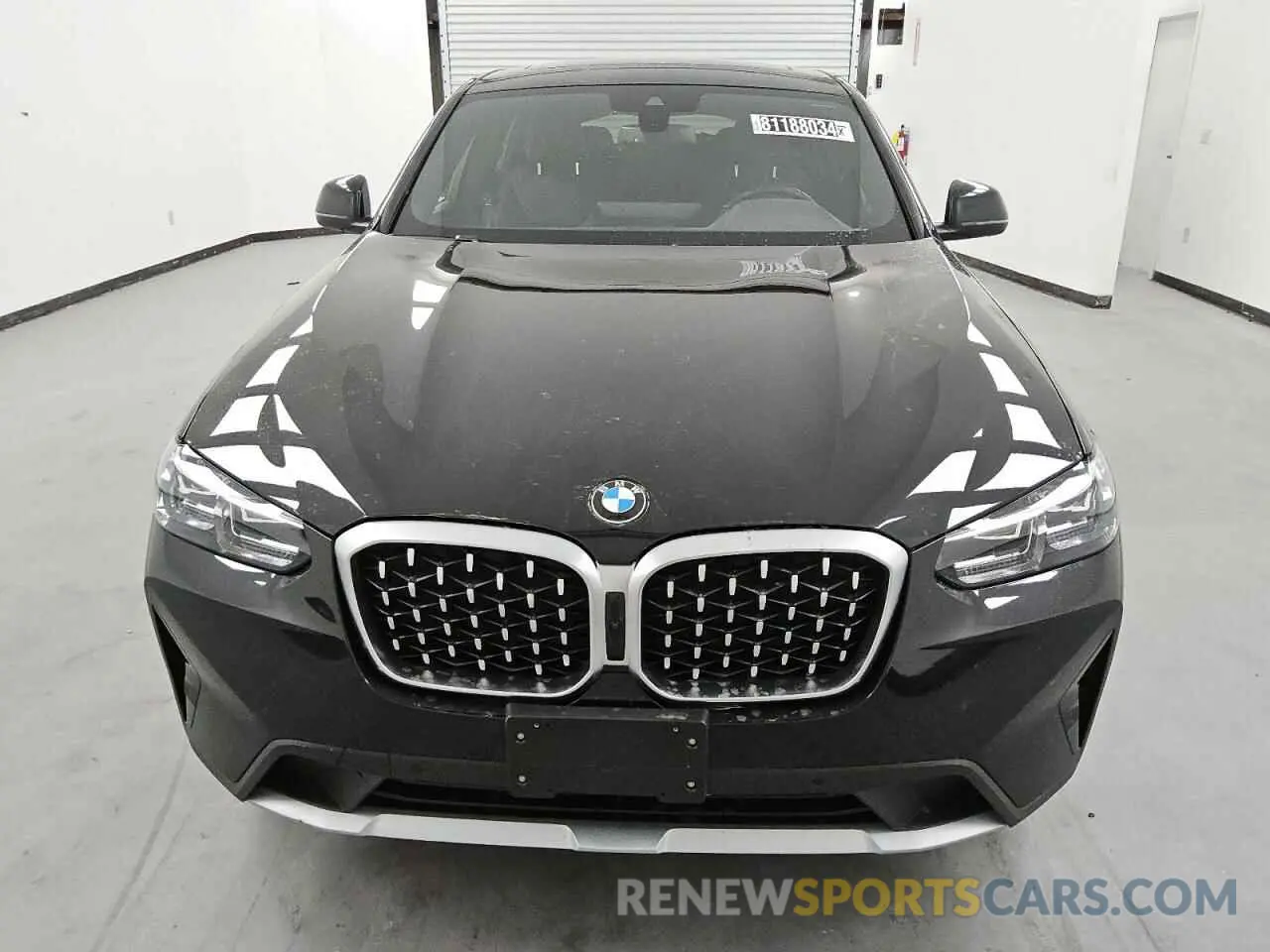 5 Photograph of a damaged car 5UX33DT09R9X36885 BMW X4 2024