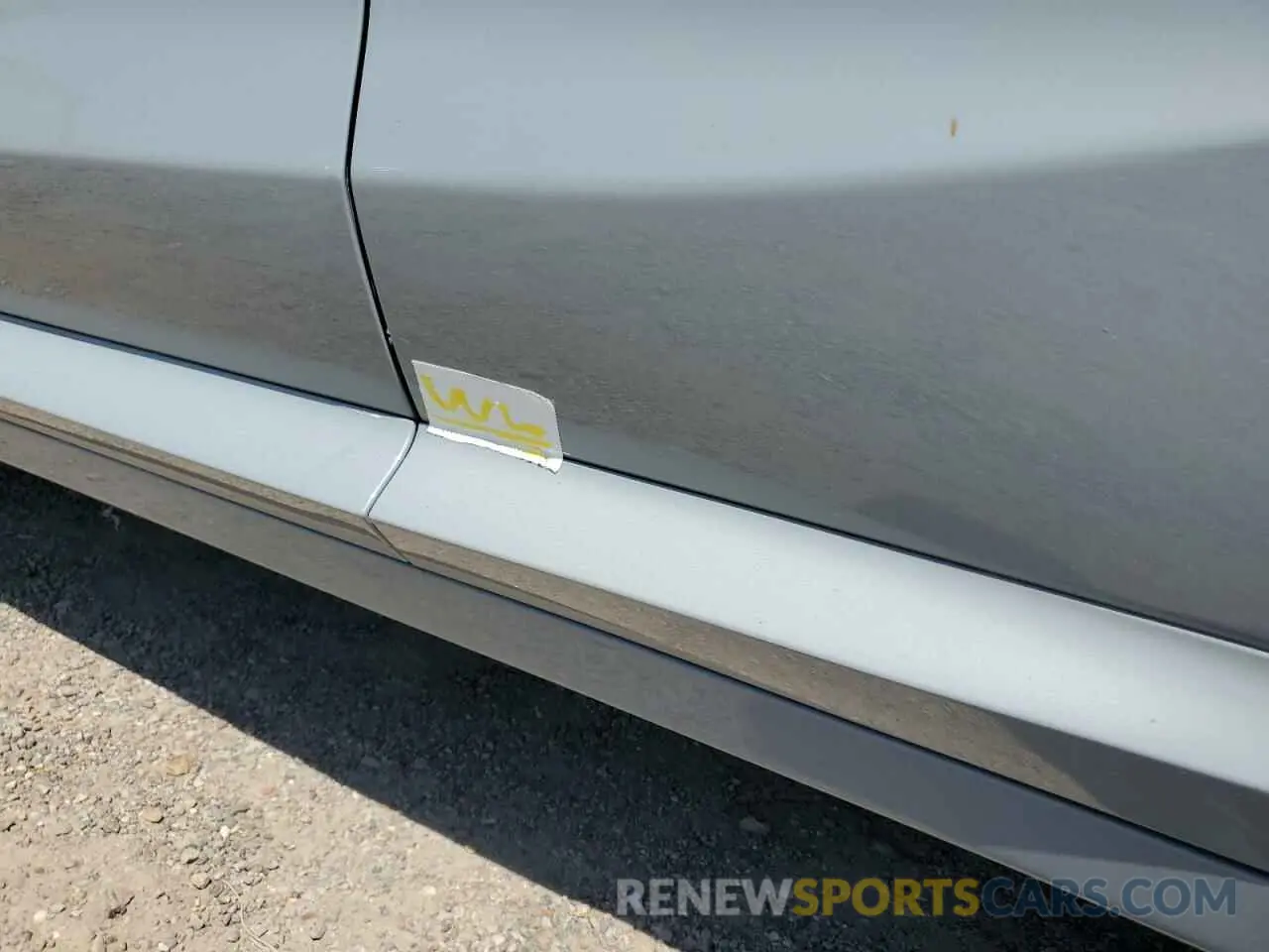 13 Photograph of a damaged car 5UX43DT00R9X03584 BMW X4 2024