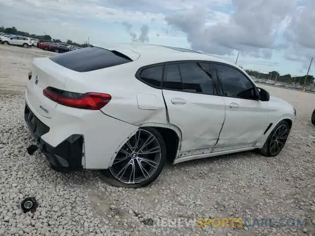 3 Photograph of a damaged car 5UX43DT02R9X54021 BMW X4 2024