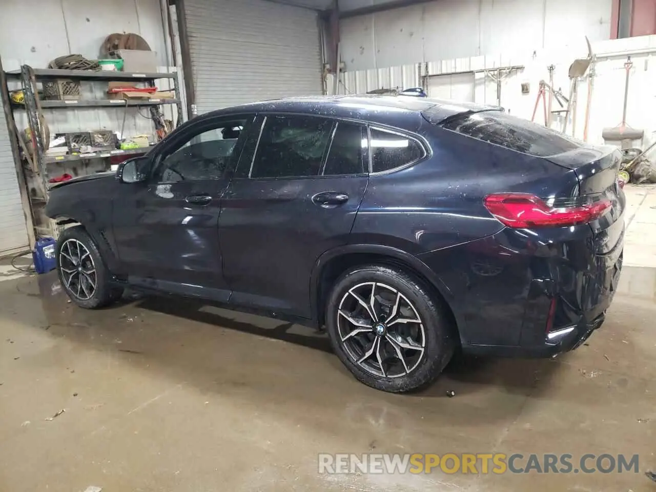 2 Photograph of a damaged car 5UX43DT07R9T60014 BMW X4 2024