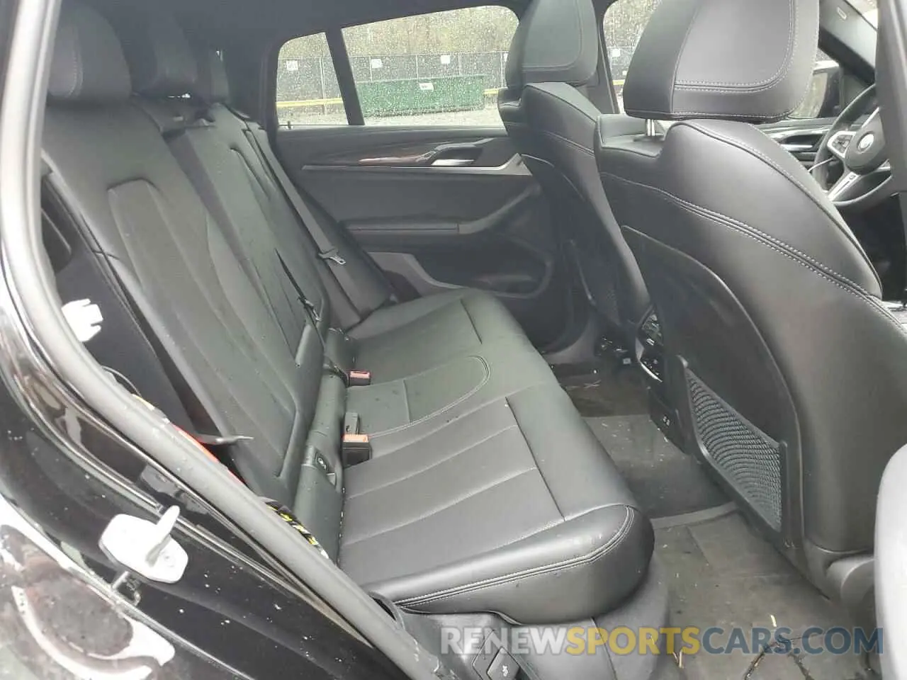 11 Photograph of a damaged car 5UX43DT0XR9V14957 BMW X4 2024