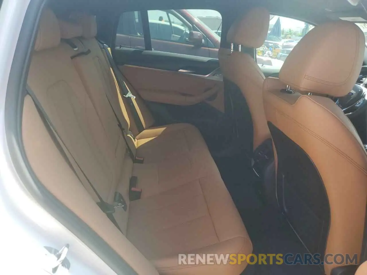 11 Photograph of a damaged car 5UX33DT03S9X64266 BMW X4 2025