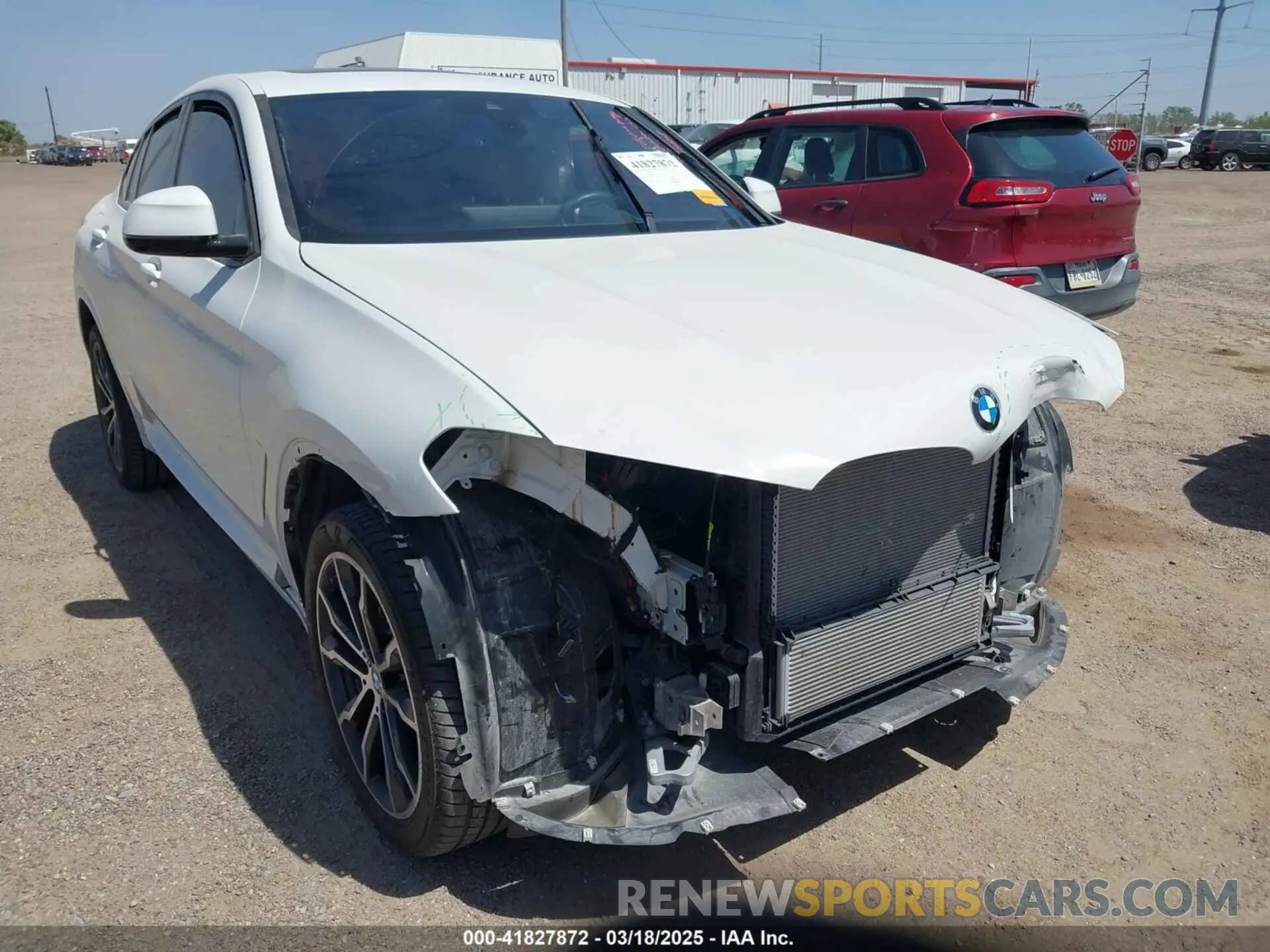 1 Photograph of a damaged car 5UX33DT05S9X68660 BMW X4 2025