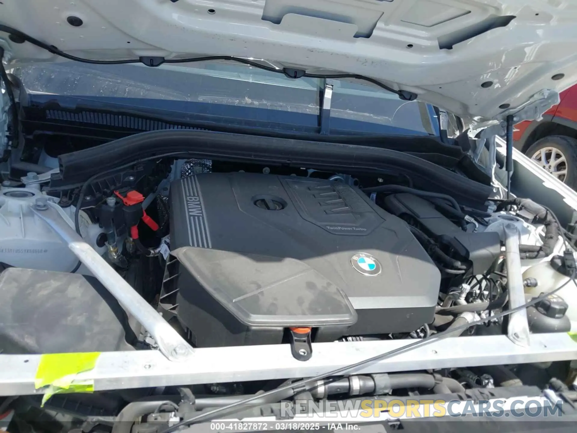 10 Photograph of a damaged car 5UX33DT05S9X68660 BMW X4 2025