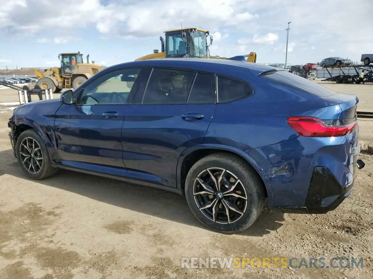 2 Photograph of a damaged car 5UX33DT05S9Y19798 BMW X4 2025