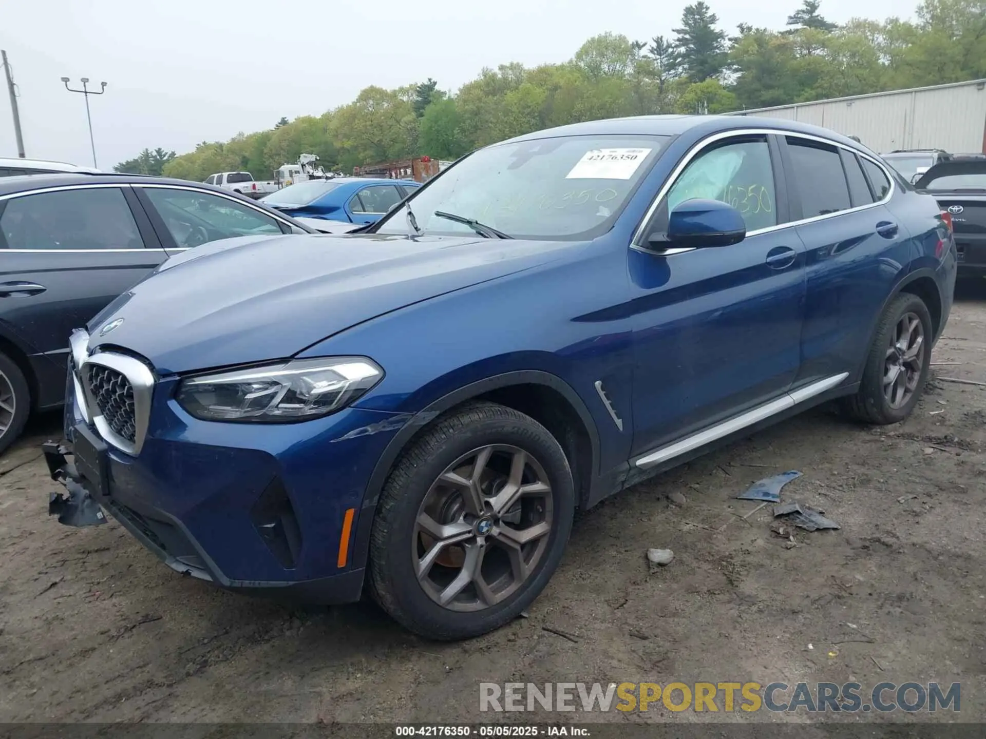 2 Photograph of a damaged car 5UX33DT0XS9X62966 BMW X4 2025