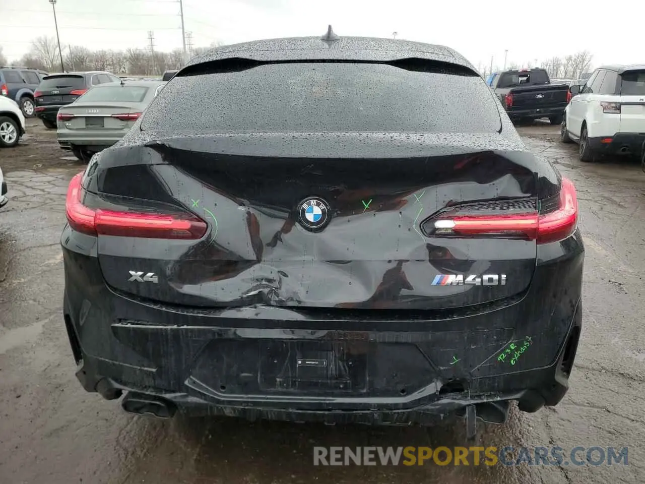 6 Photograph of a damaged car 5UX43DT05S9Y11141 BMW X4 2025