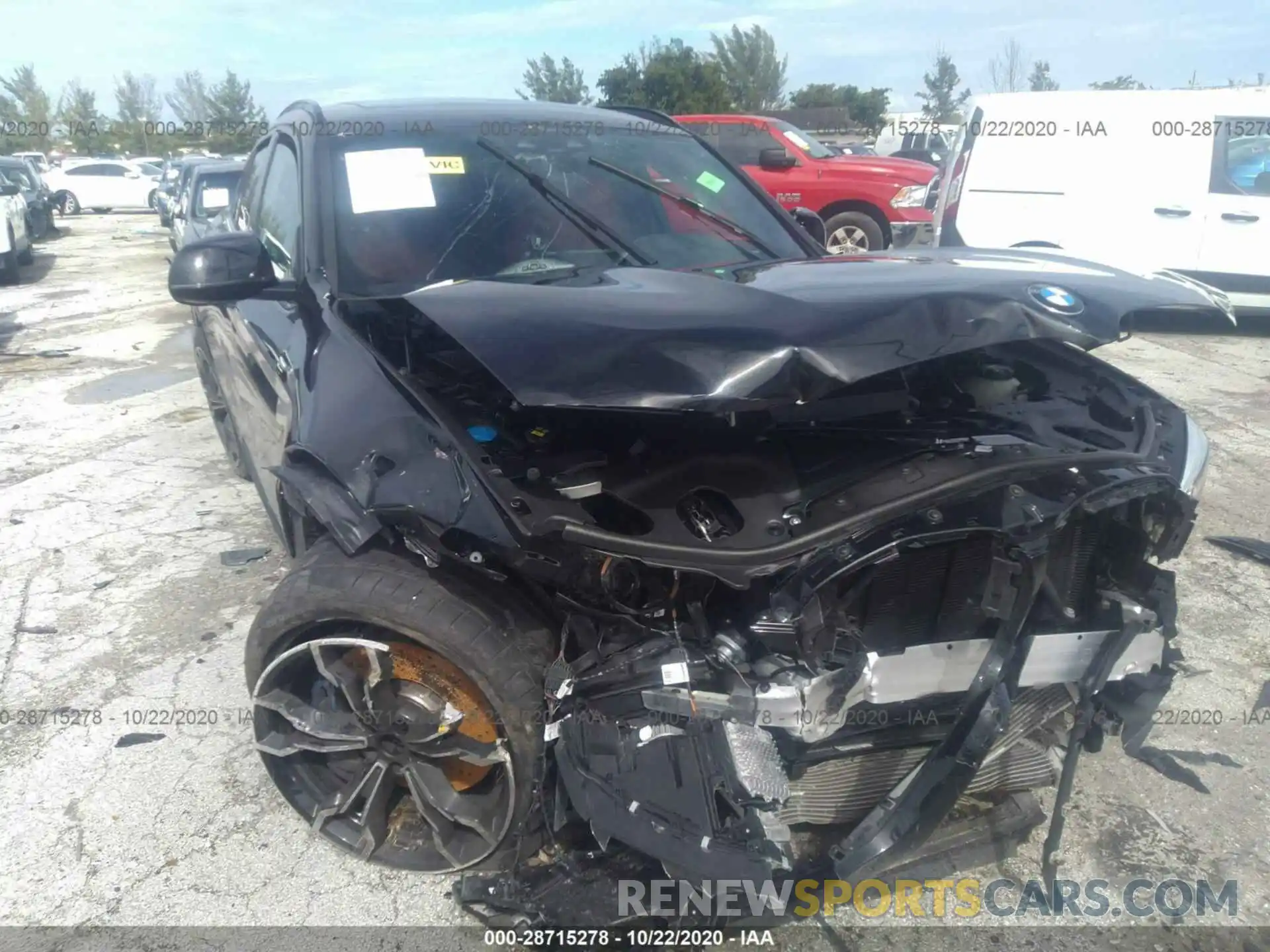 6 Photograph of a damaged car 5YMUJ0C02LLU67151 BMW X4 M 2020