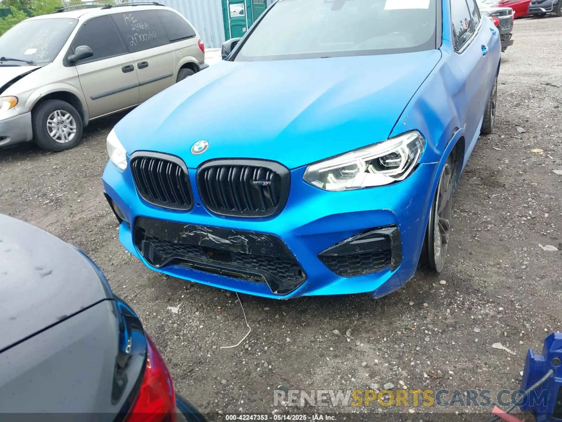 6 Photograph of a damaged car 5YMUJ0C08L9B06555 BMW X4 M 2020