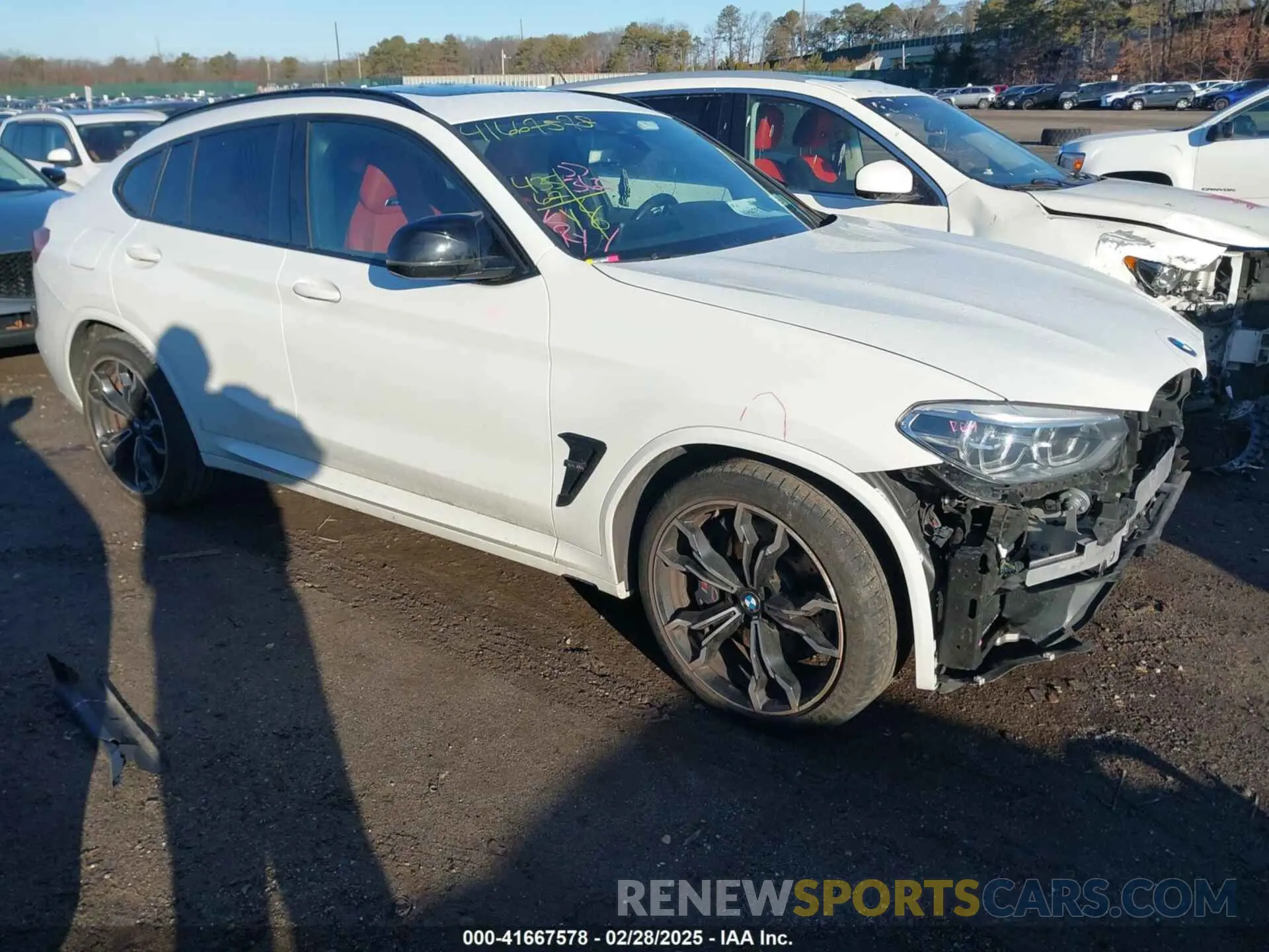 1 Photograph of a damaged car 5YMUJ0C02M9H67919 BMW X4 M 2021