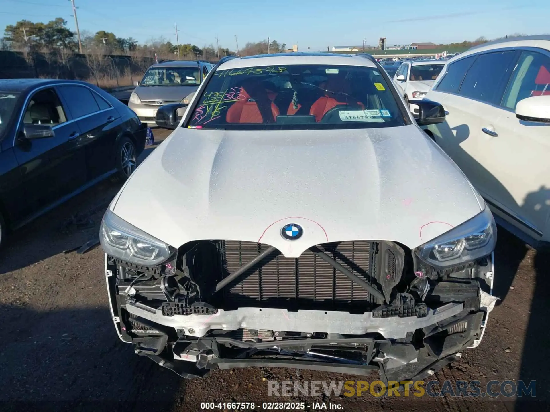 12 Photograph of a damaged car 5YMUJ0C02M9H67919 BMW X4 M 2021