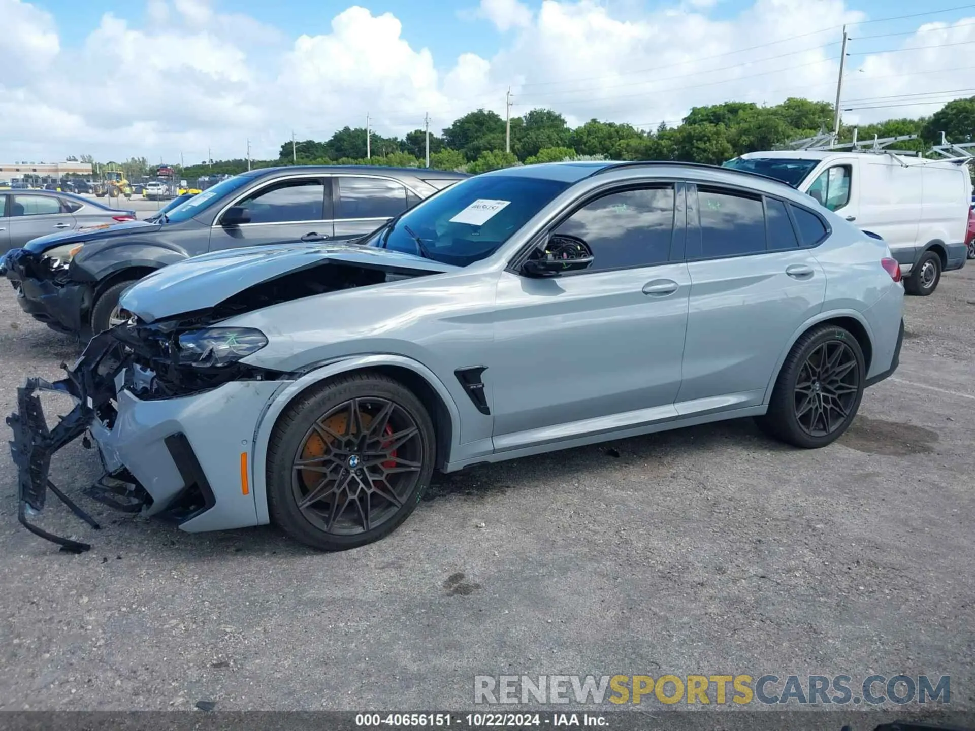 2 Photograph of a damaged car 5YM23EC02N9L63144 BMW X4 M 2022