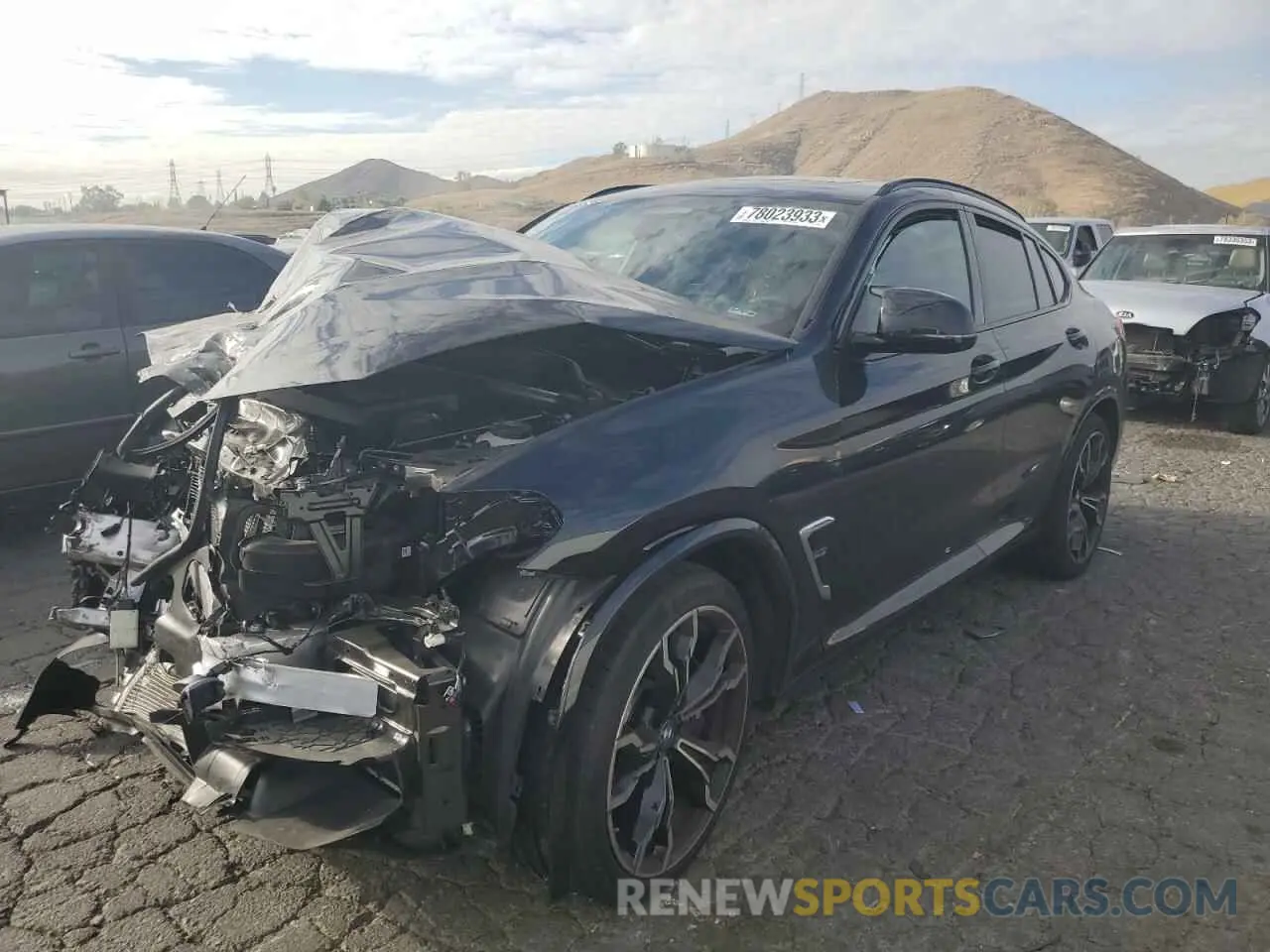 1 Photograph of a damaged car 5YM23EC02P9R65996 BMW X4 M 2023