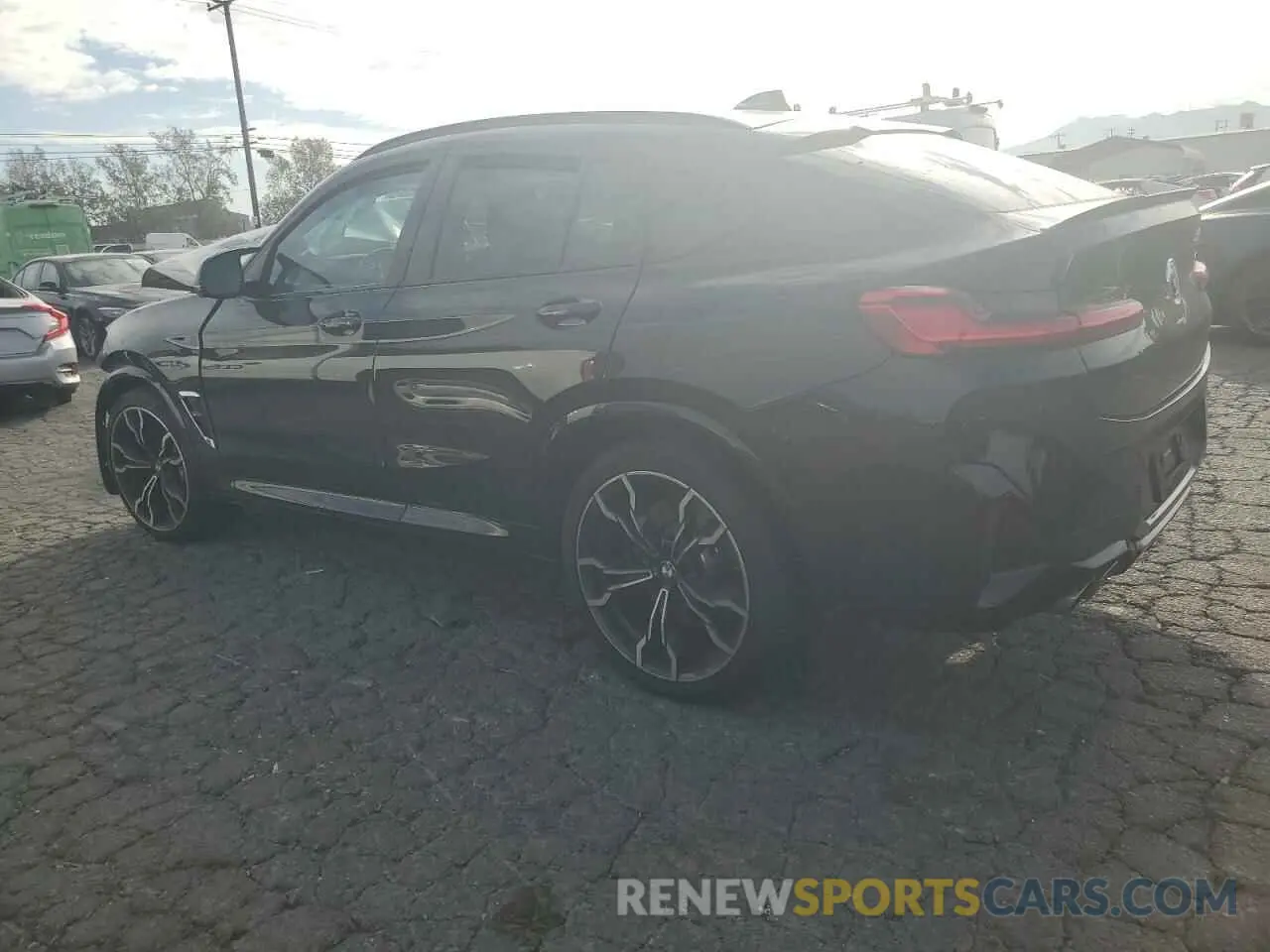 2 Photograph of a damaged car 5YM23EC02P9R65996 BMW X4 M 2023