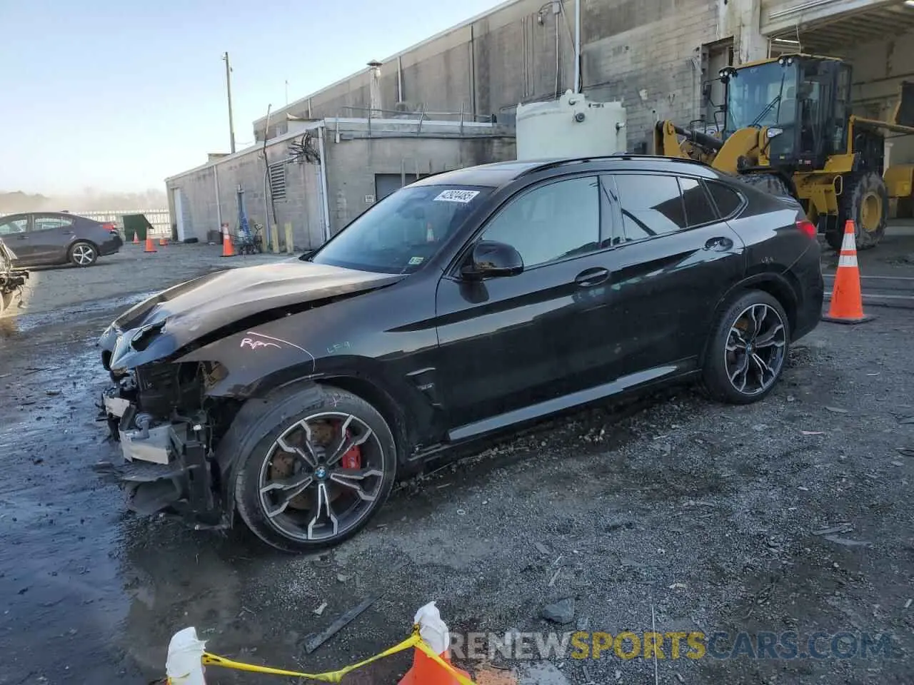 1 Photograph of a damaged car 5YM23EC09P9R64117 BMW X4 M 2023