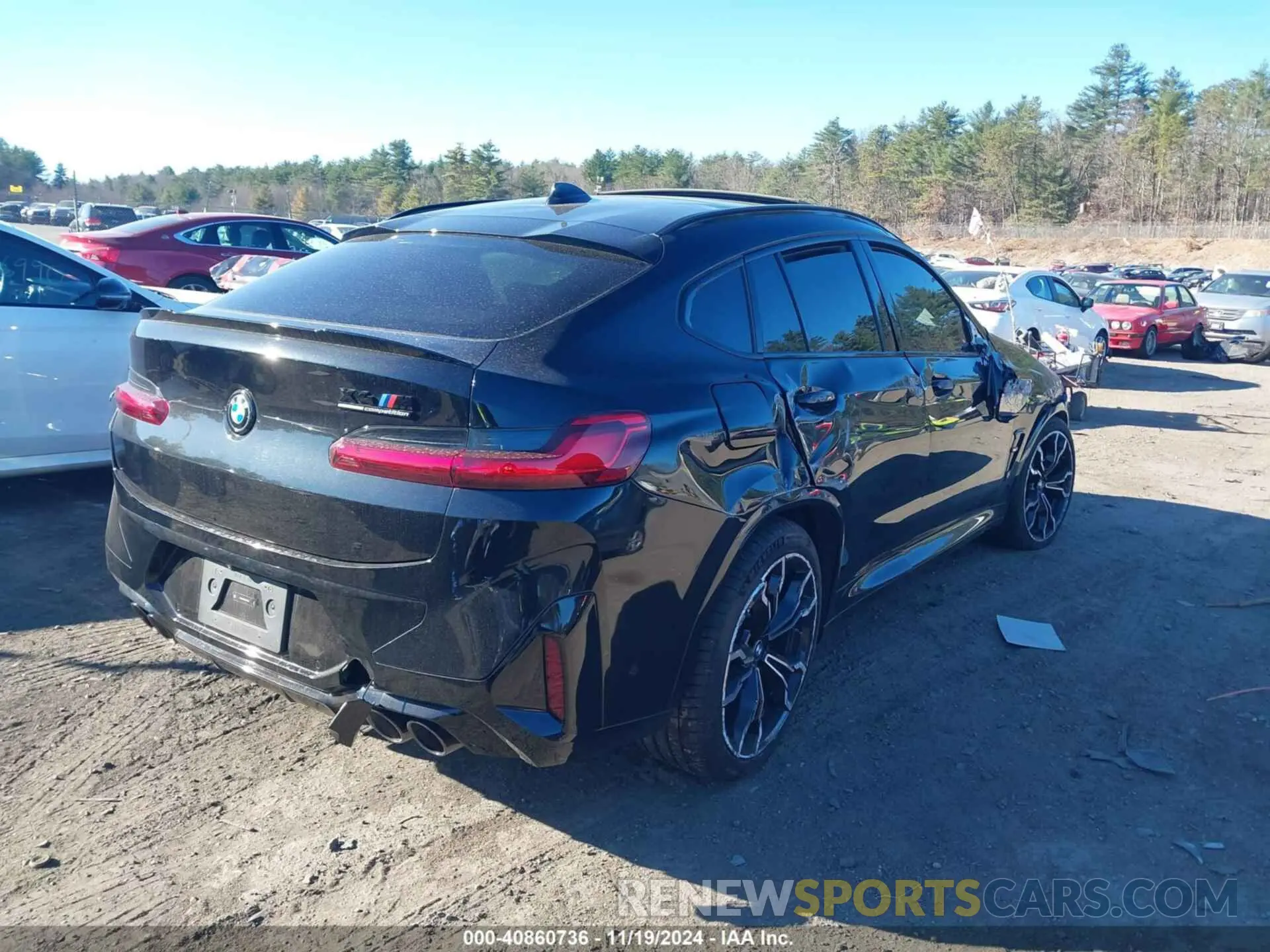 4 Photograph of a damaged car 5YM23EC09R9W45738 BMW X4 M 2024