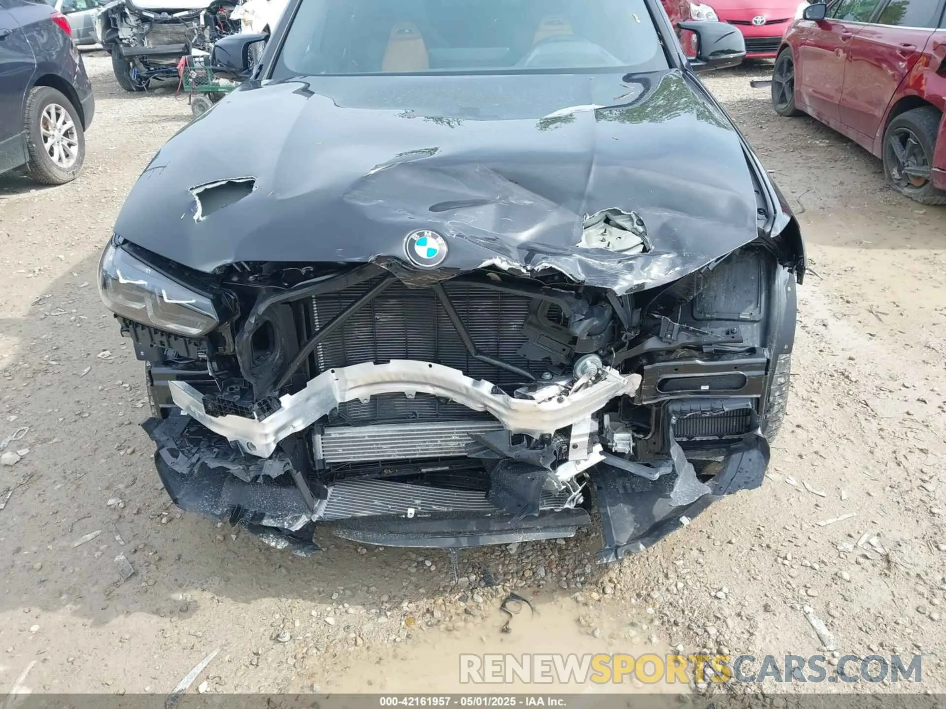 6 Photograph of a damaged car 5YM23EC03S9Y39493 BMW X4 M 2025