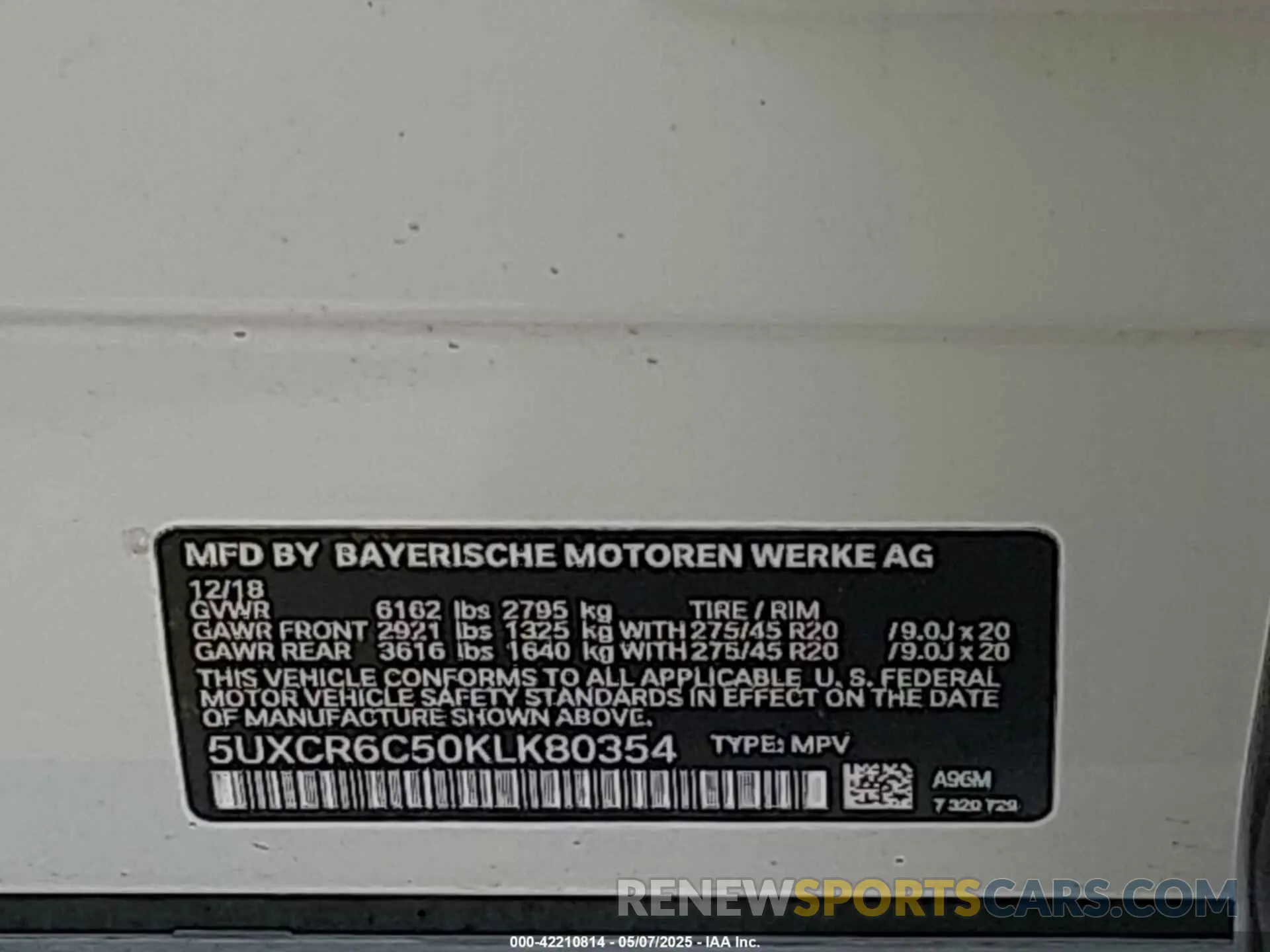 9 Photograph of a damaged car 5UXCR6C50KLK80354 BMW X5 2019