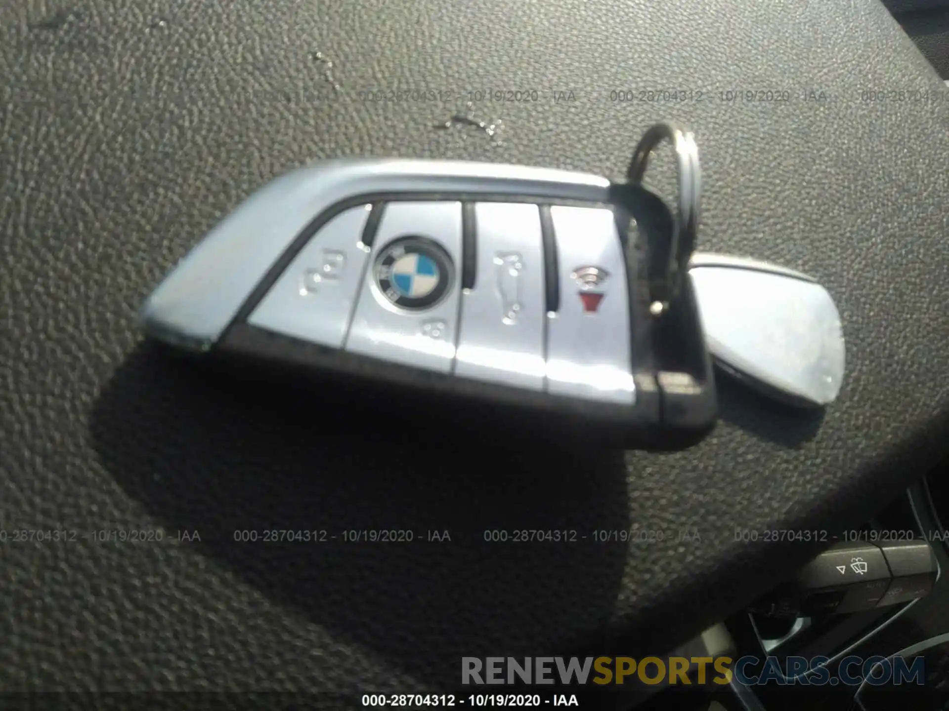 11 Photograph of a damaged car 5UXCR6C50KLK85490 BMW X5 2019